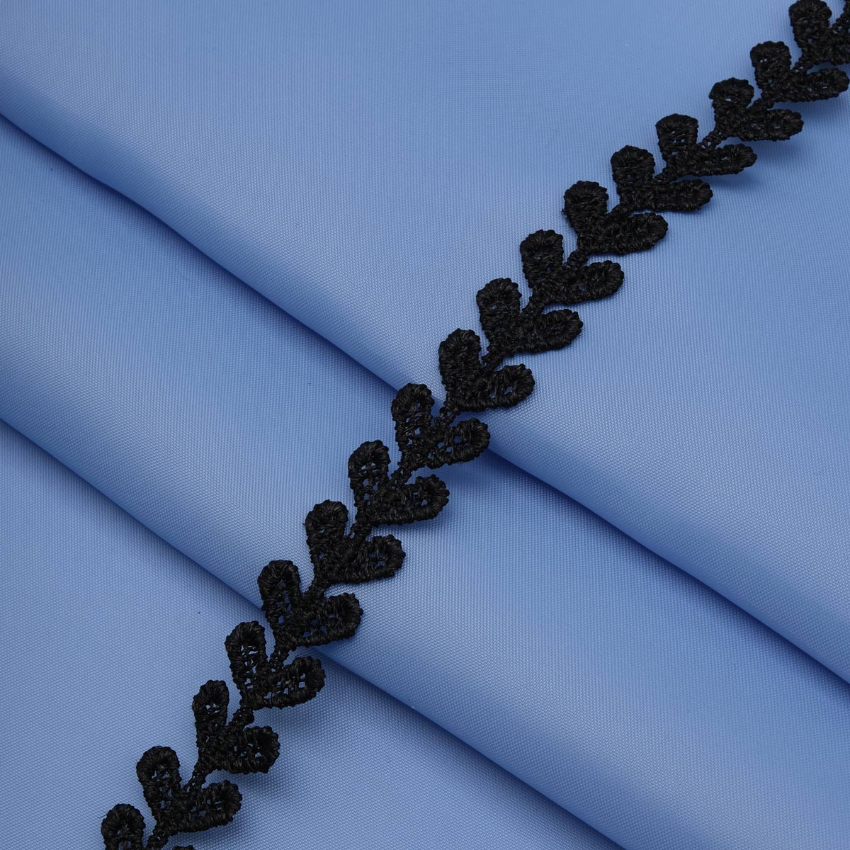 3AR1251 Кружево гипюр сердечки 15 см137м черный 829₽