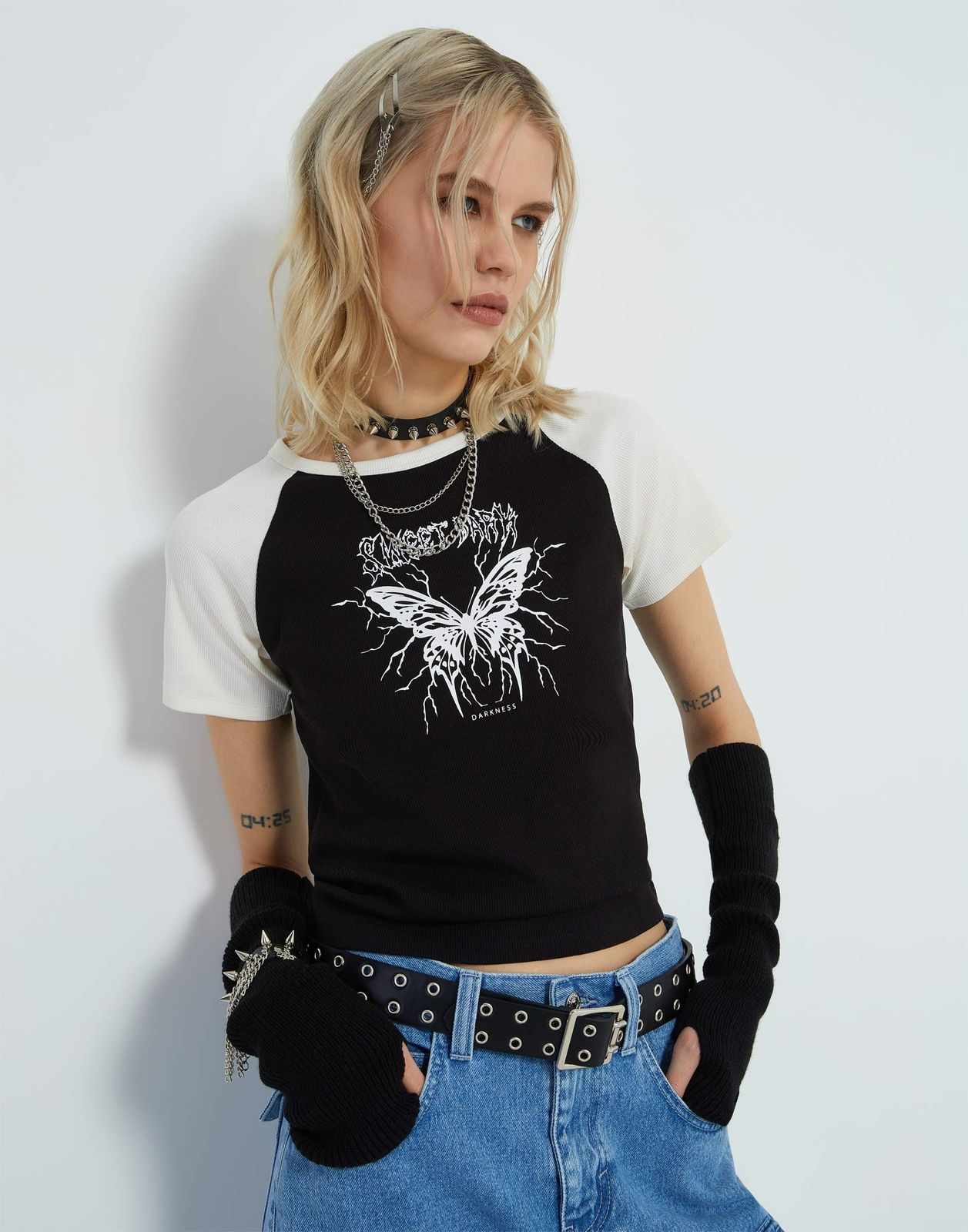 

Футболка для девочки Gloria Jeans GKT022909 черный/молочный 10-12л/152, Черный;бежевый, GKT022909