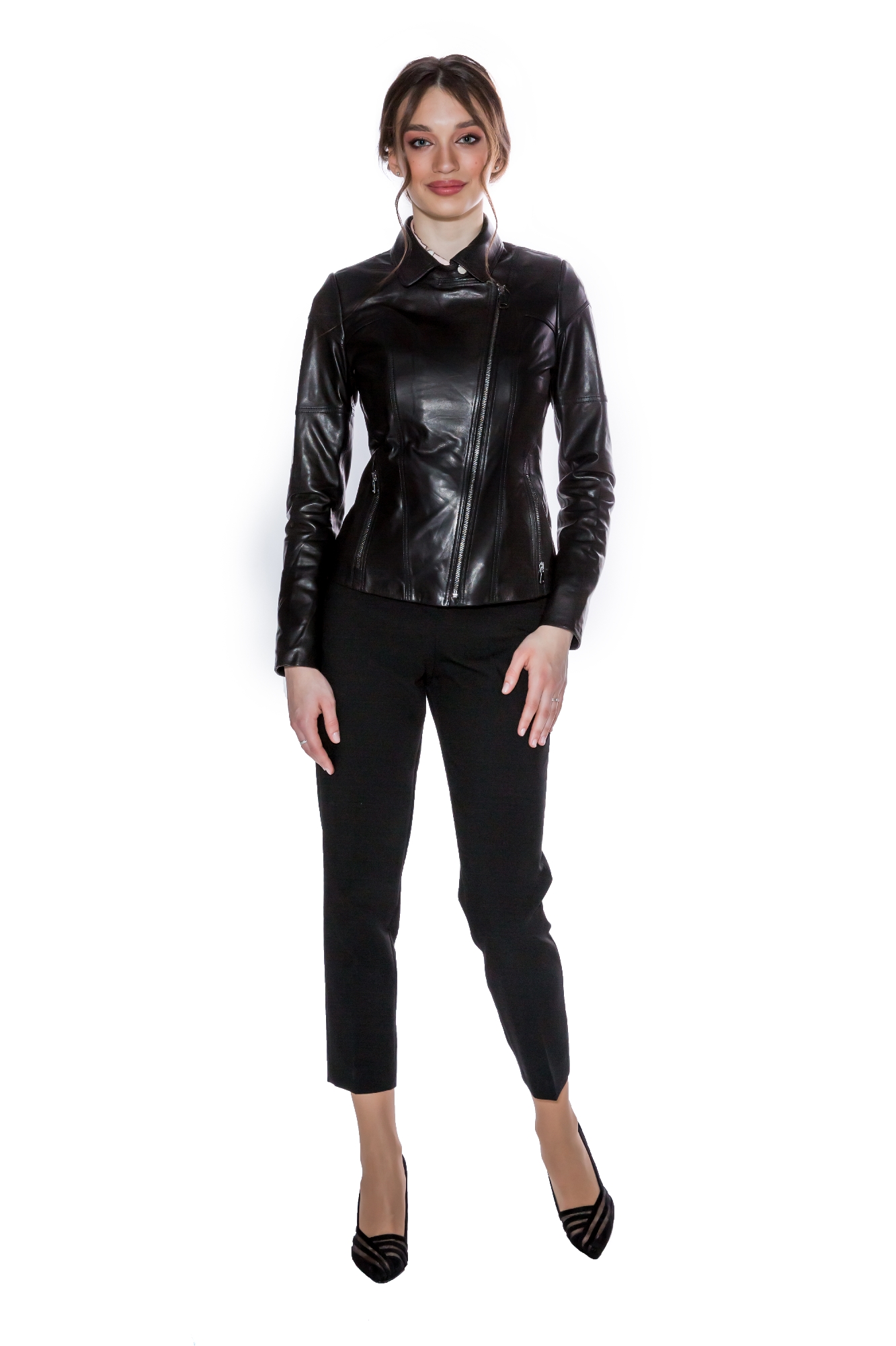 

Кожаная куртка женская МОСМЕХА 8011558 черная 50 RU, Черный, 8011558