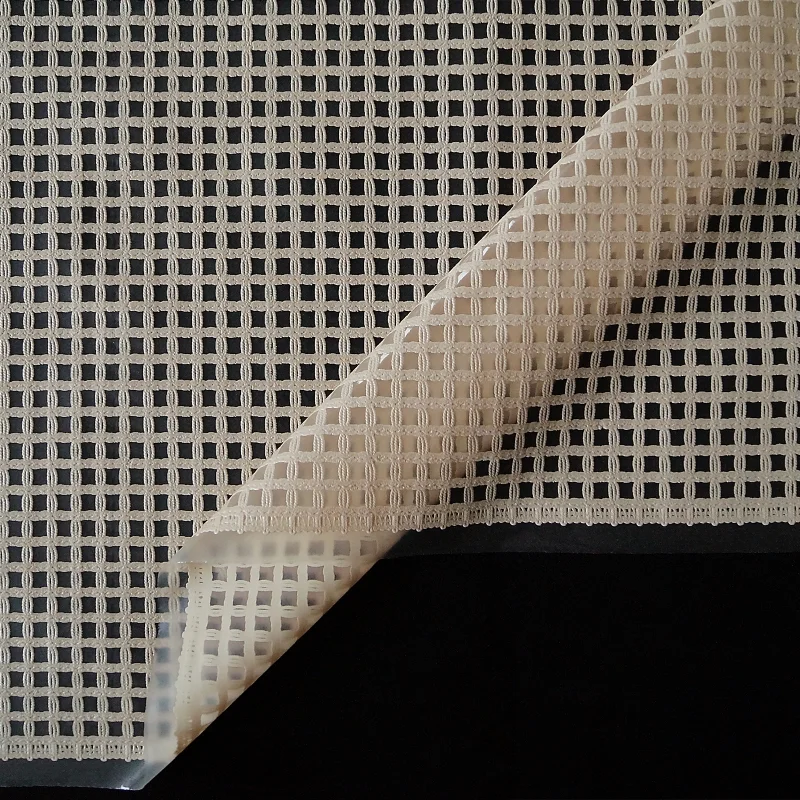 

Клеенка столовая виниловая ЭЛЕГИЯ 1,35х22м 001-beige