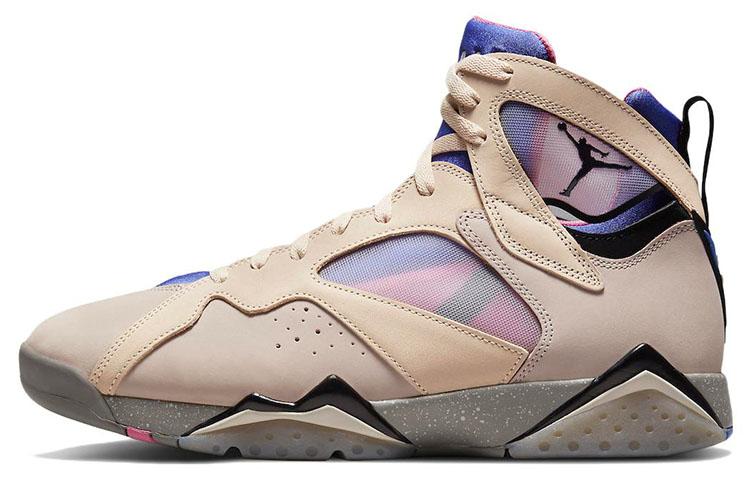 

Кроссовки унисекс Jordan Air Jordan 7 retro se sapphire бежевые 37.5 EU, Бежевый, Air Jordan 7 retro se sapphire