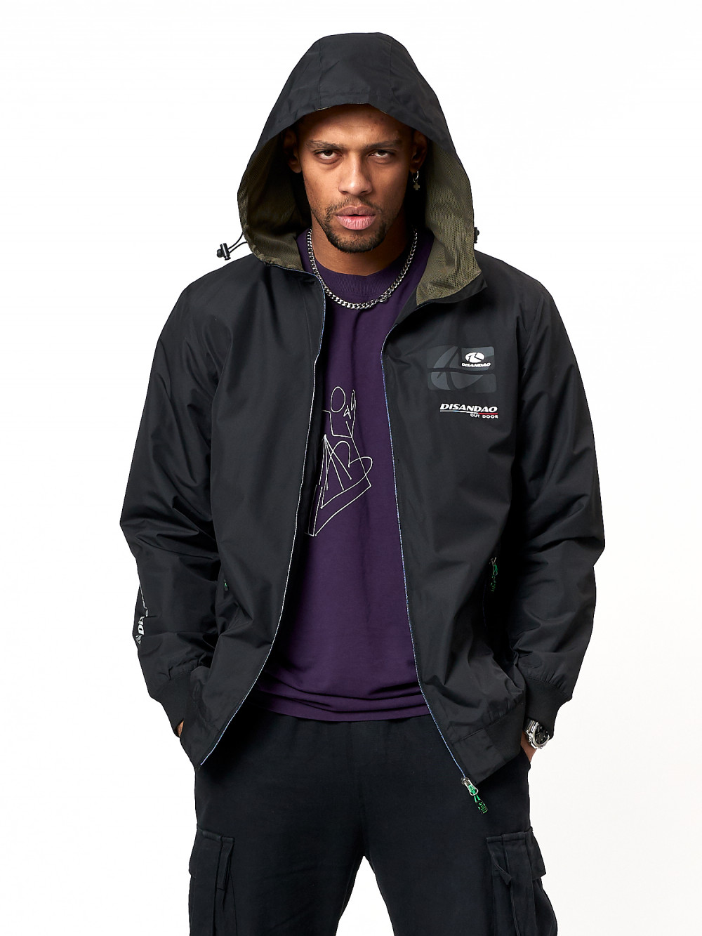 

Спортивная ветровка мужская NoBrand AD662 черная M, AD662