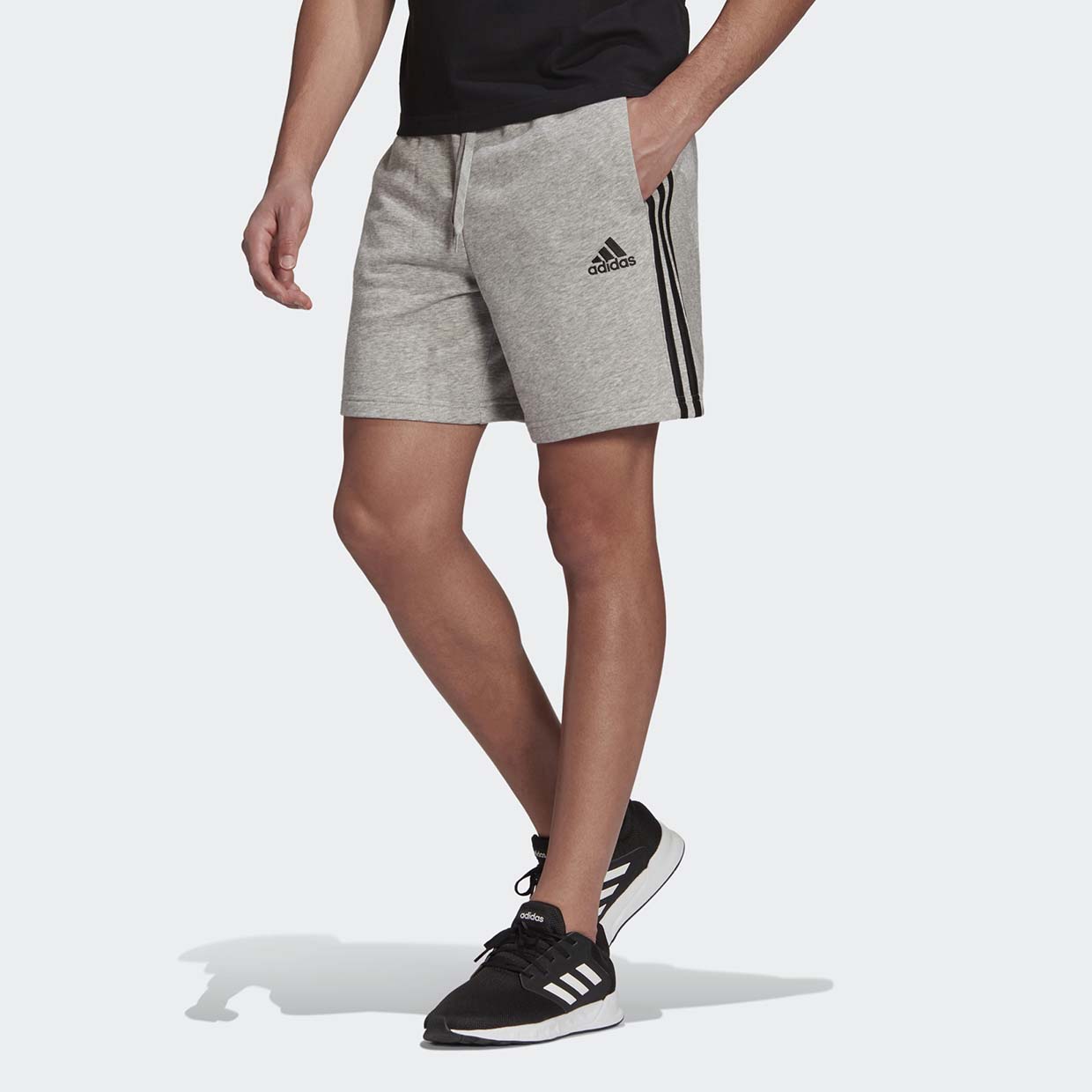 

Шорты мужские Adidas GK9599 серые 2XL, GK9599