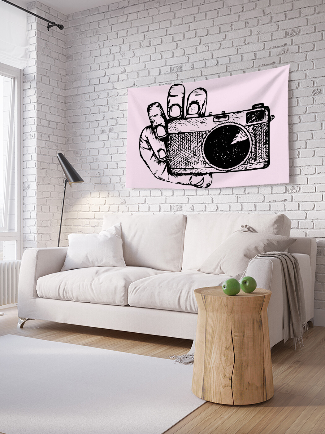 

Горизонтальное фотопанно JoyArty Фотоаппарат в руках, из ткани, 100х150 см