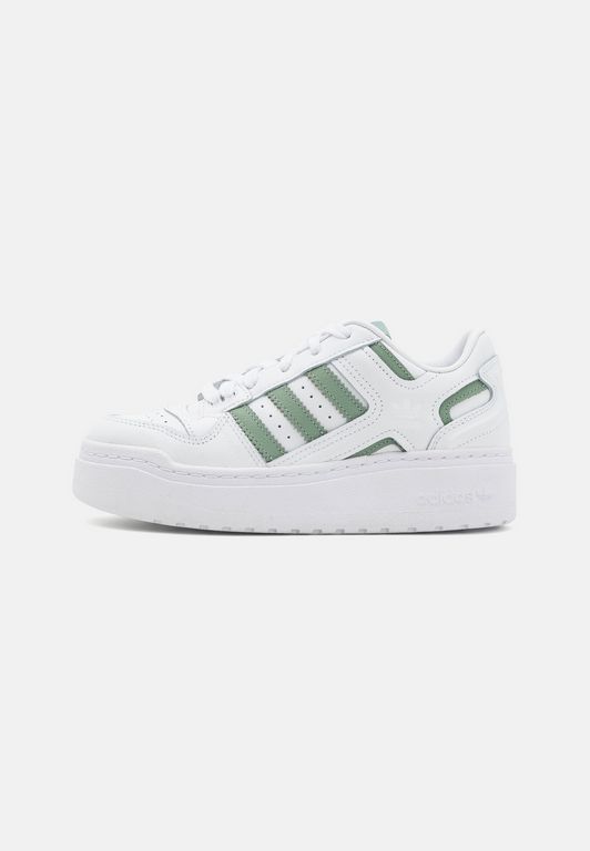 Кеды женские Adidas AD111A2HG белые 38 2/3 EU