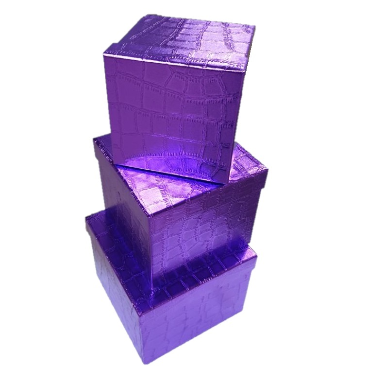 

Набор подарочных коробок КВАДРАТ 3 шт.(20.5x20.5x16.5cм, 18x18x15.5cм, 15.5x15.5x14.5cм)
