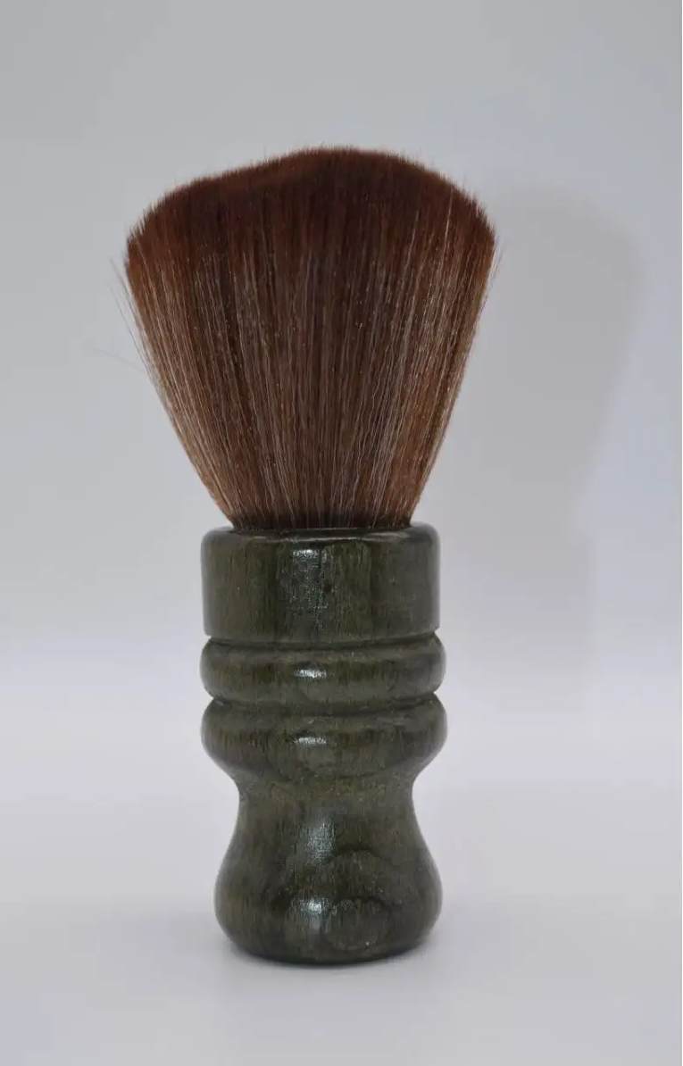 Кисть-сметка парикмахерская Fiori 11,5 х 16 см, синтетический ворс, зеленая