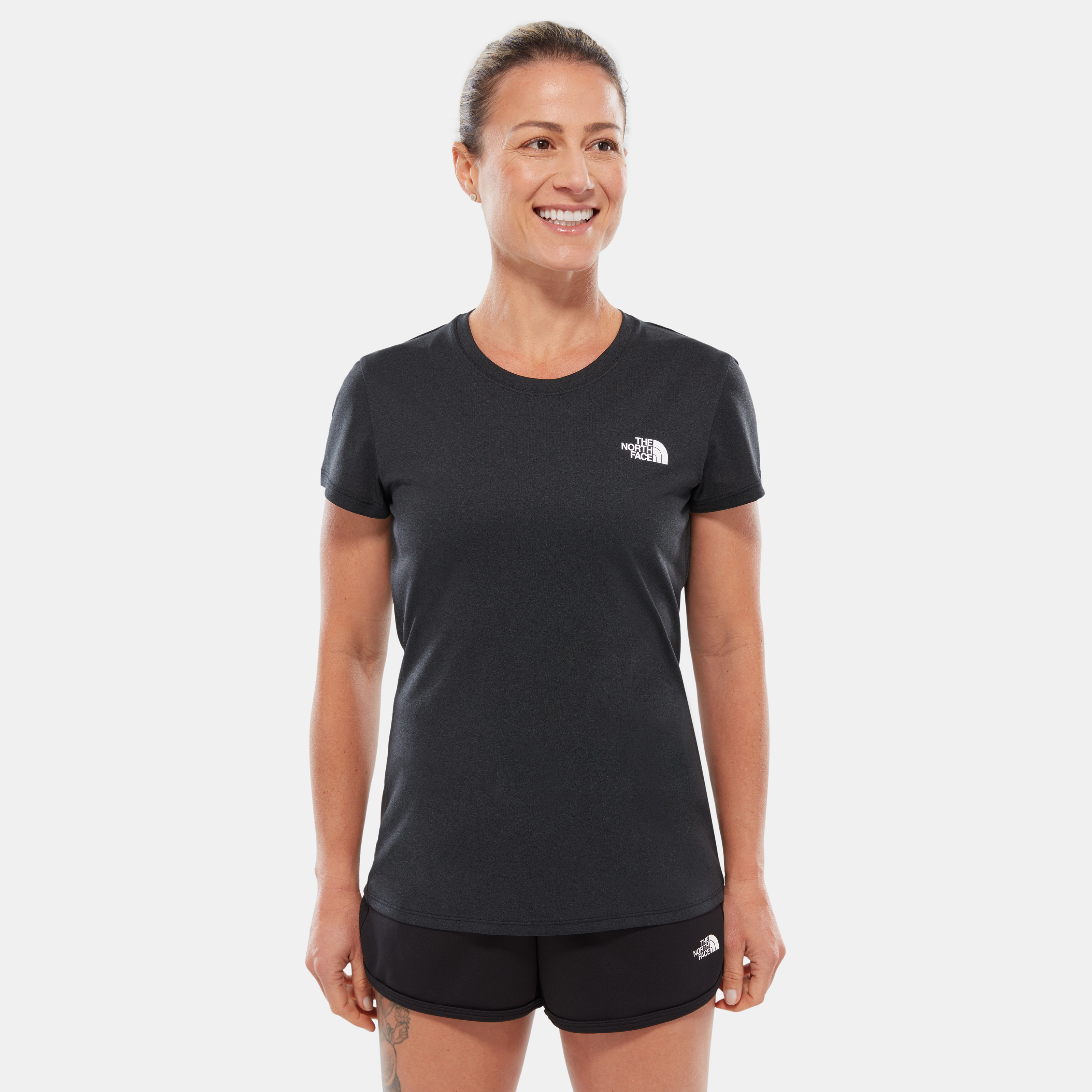 

Футболка женская The North Face T0CE0TKS7 черная L, T0CE0TKS7