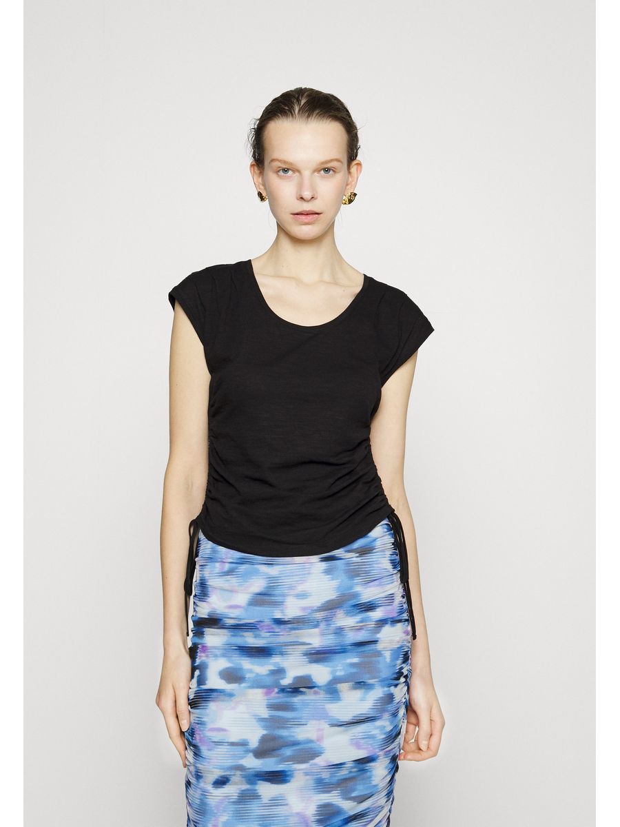 

Футболка женская DKNY DK121D046 черная XS, Черный, DK121D046