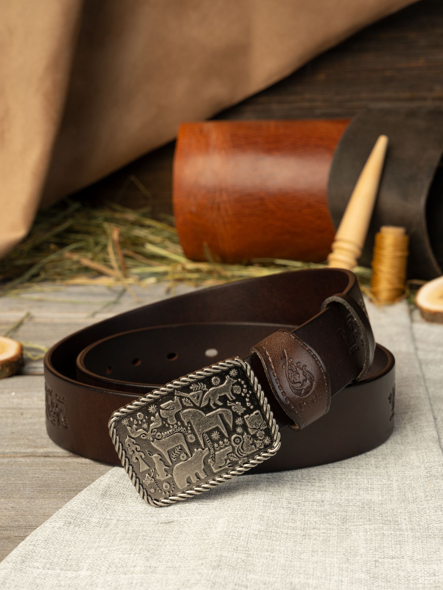 Ремень мужской Великоросс Таинственный лес коричневый/серебра 110 см