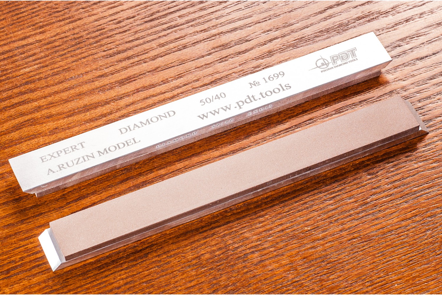 Алмазный брусок для заточки PDT EXPERT 150-17-3мм 50/40 мкм на алюминиевом бланке