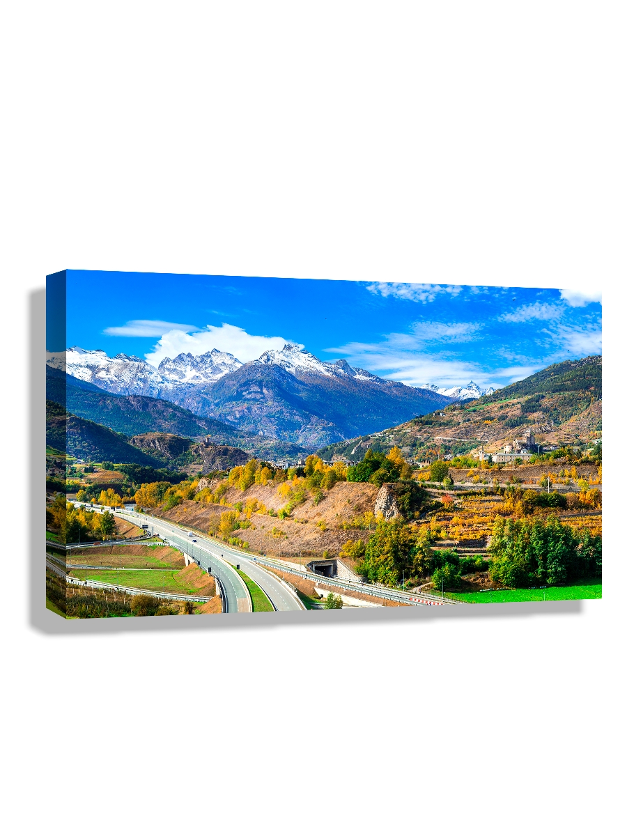 

Картина DRABS 50x30 см на холсте Винные угодья рядом с альпами в долинах северной Италии
