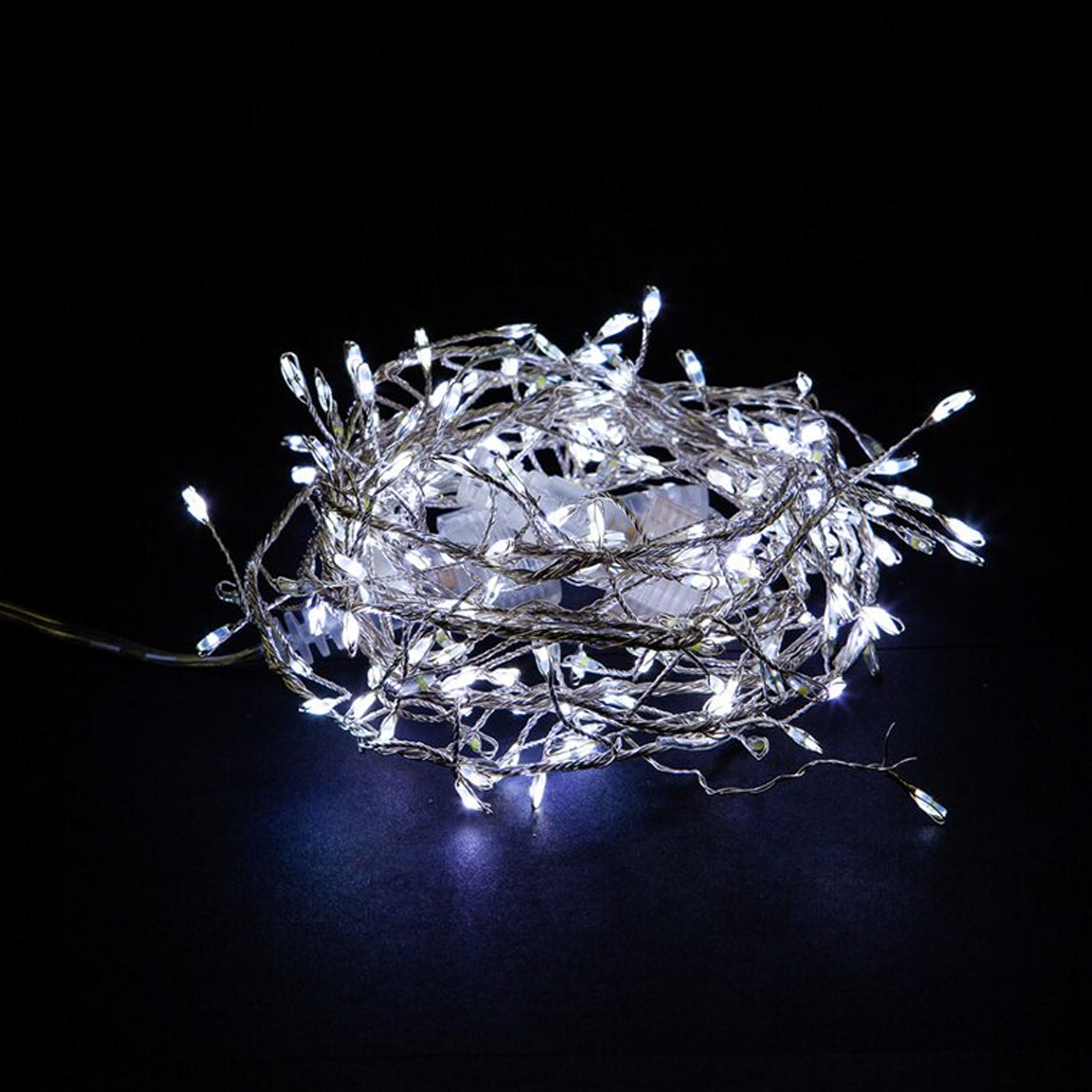 

Гирлянда фейерверк SH LIGHTS 200 LED белый 2 м