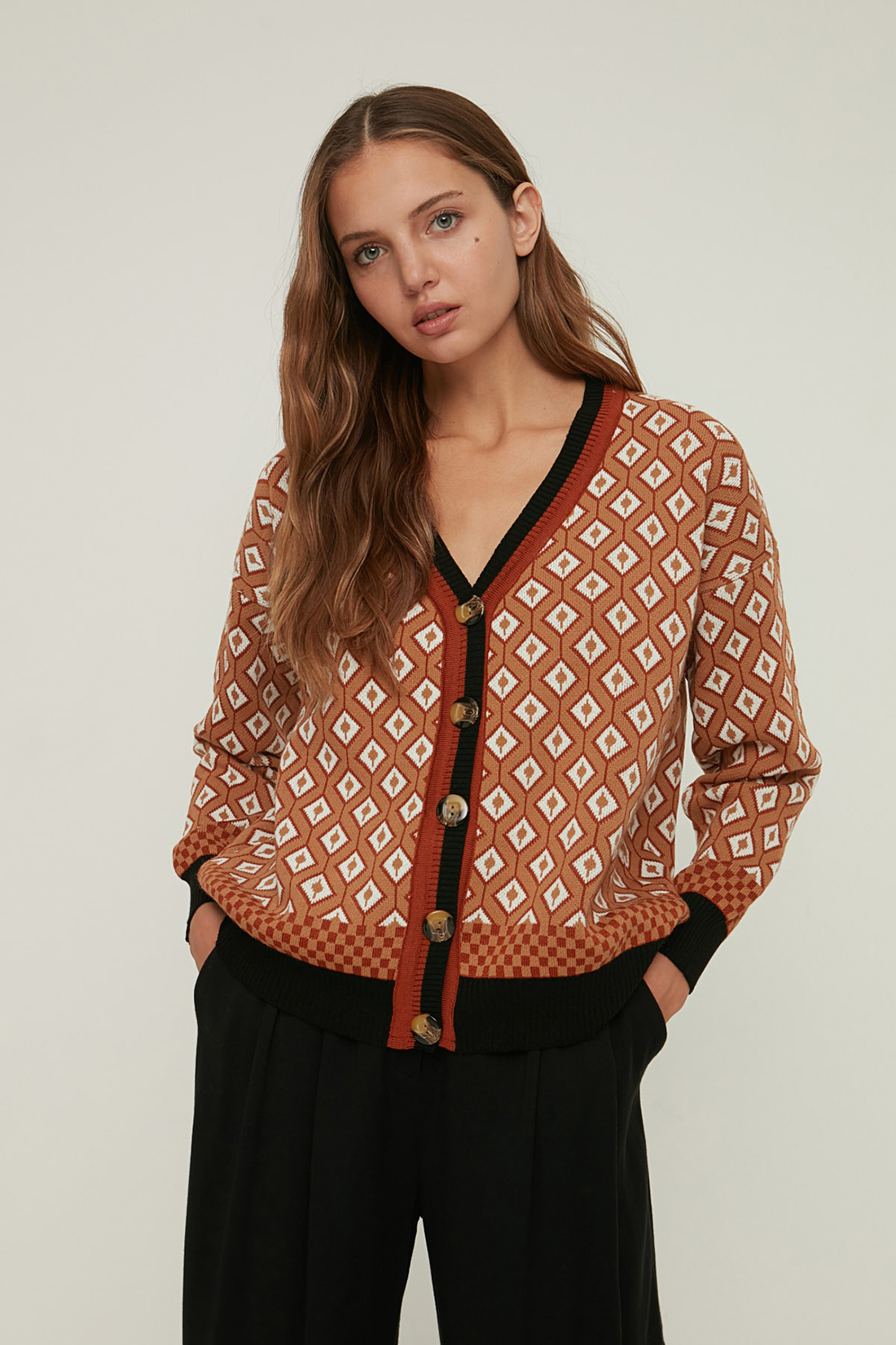 

Кардиган женский Trendyol черный, TWOAW22HI1393