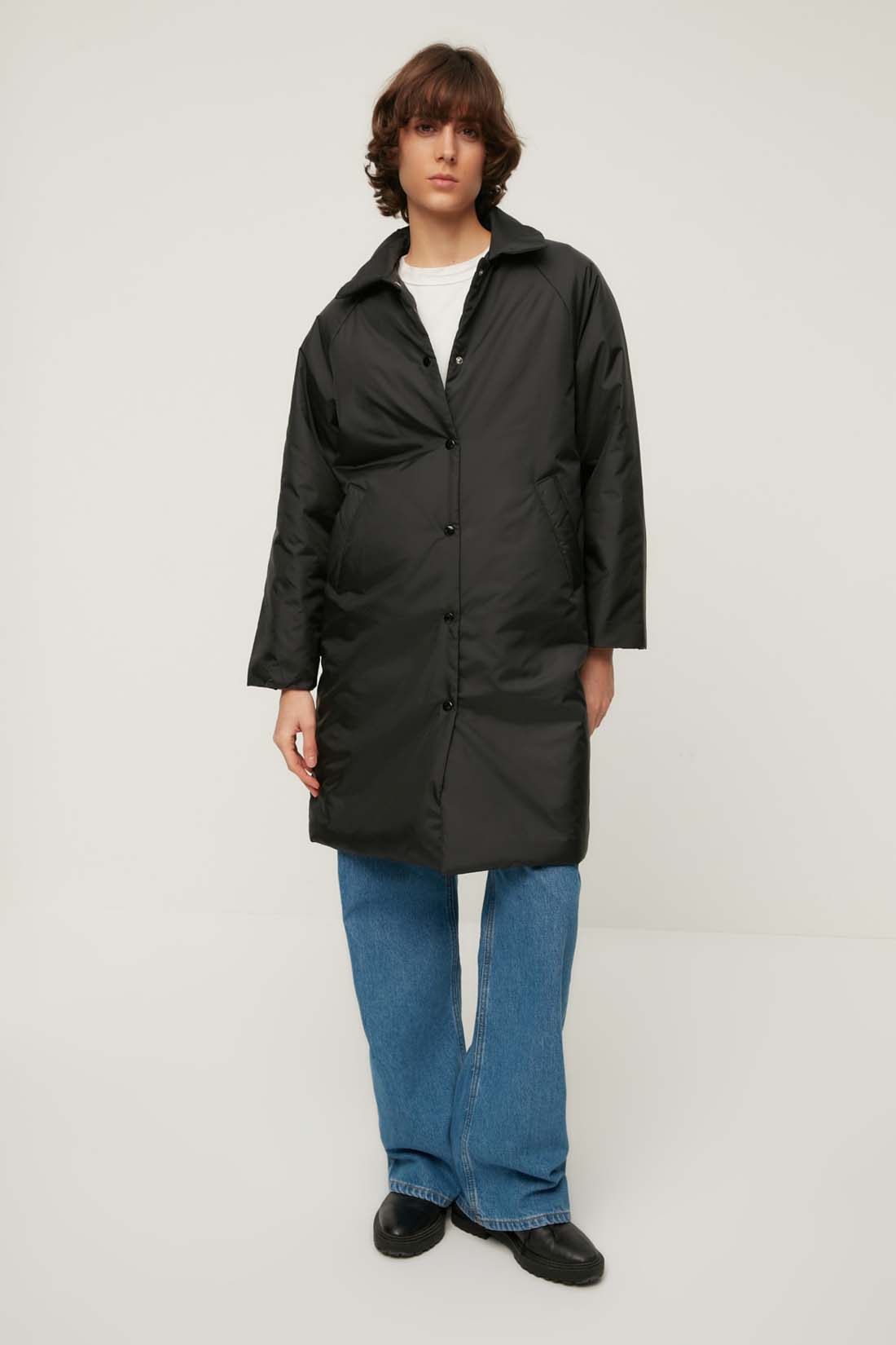 Пальто женское Trendyol TWOAW22MO0225 черное S
