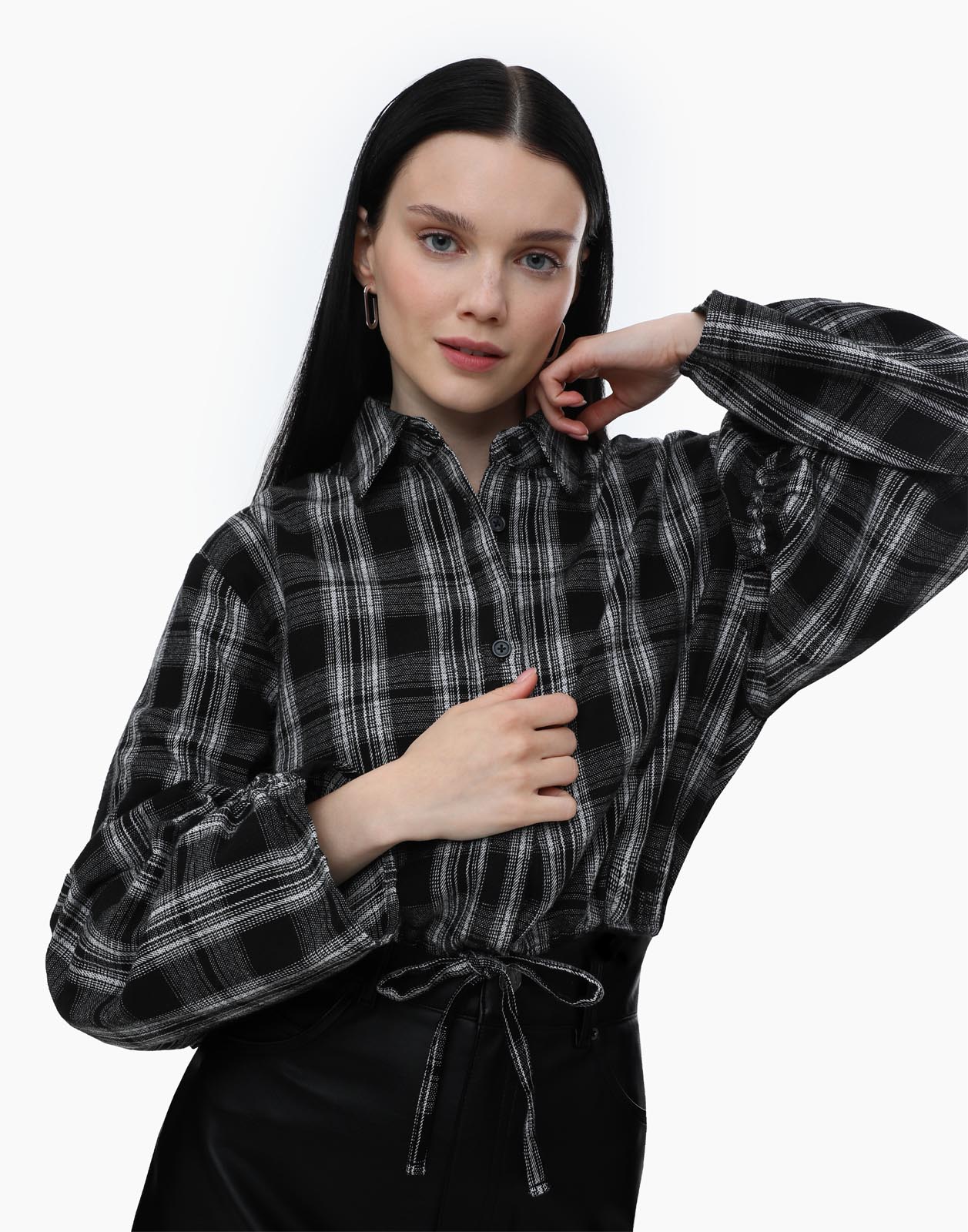 

Рубашка женская Gloria Jeans GWT003202 черная XS (38-40), Черный, GWT003202