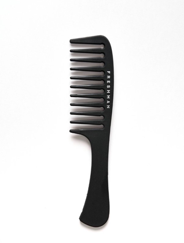 Расческа Freshman с ручкой для густых волос с редкой посадкой Collection Carbon freshman расческа т127 collection titanium