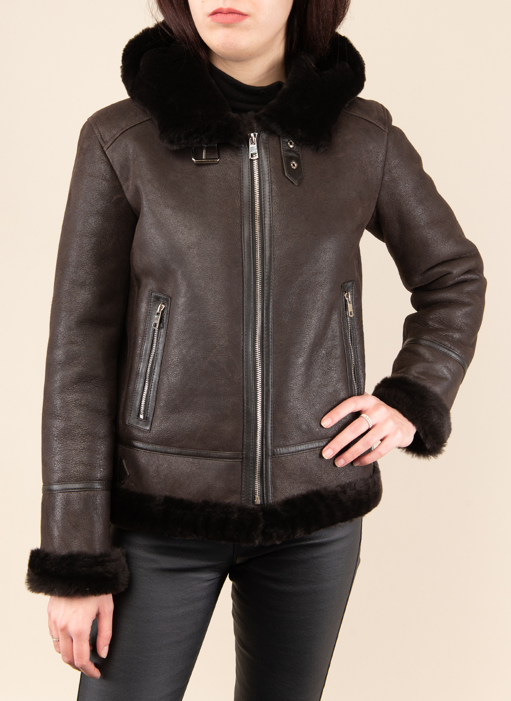 

Дубленка женская Каляев 1557137 коричневая 50 RU, 1557137