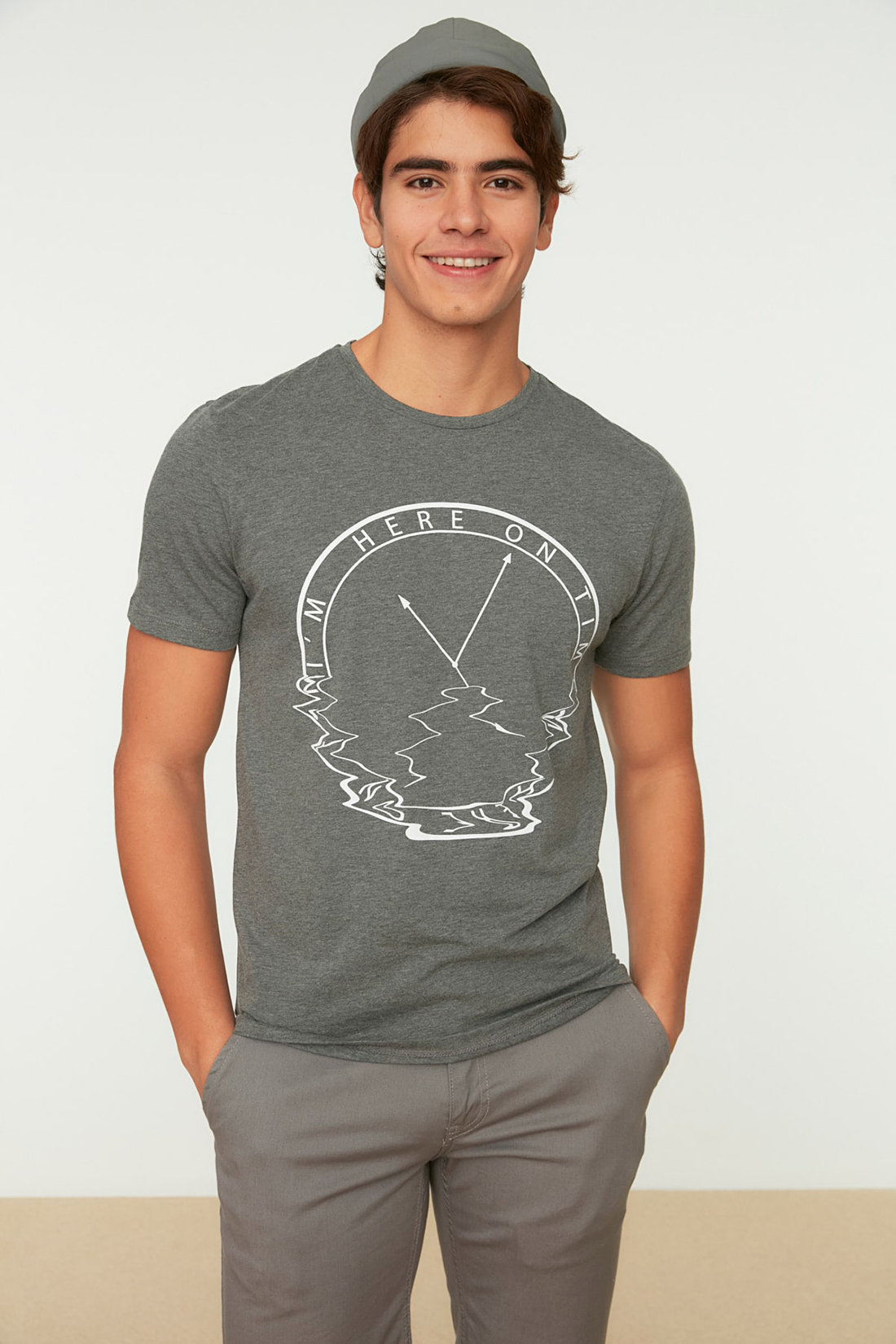 фото Футболка мужская trendyol tmnss20ts0094 серая l