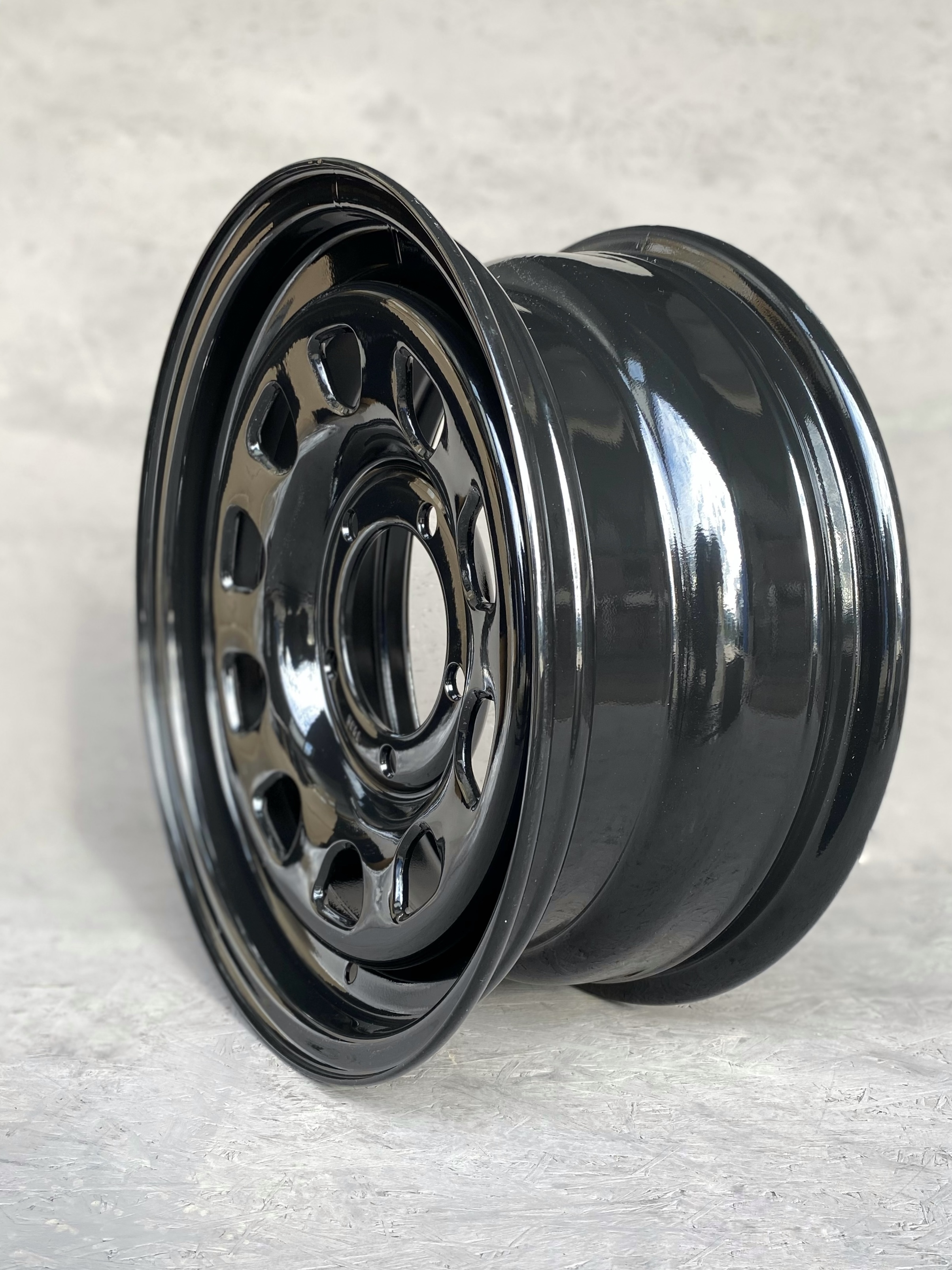 

Колесный диск ZEPP 4х4 УАЗ Semicircle 16x8 5x139.7 ET15 D110 черный глянец, 4х4 УАЗ Semicircle