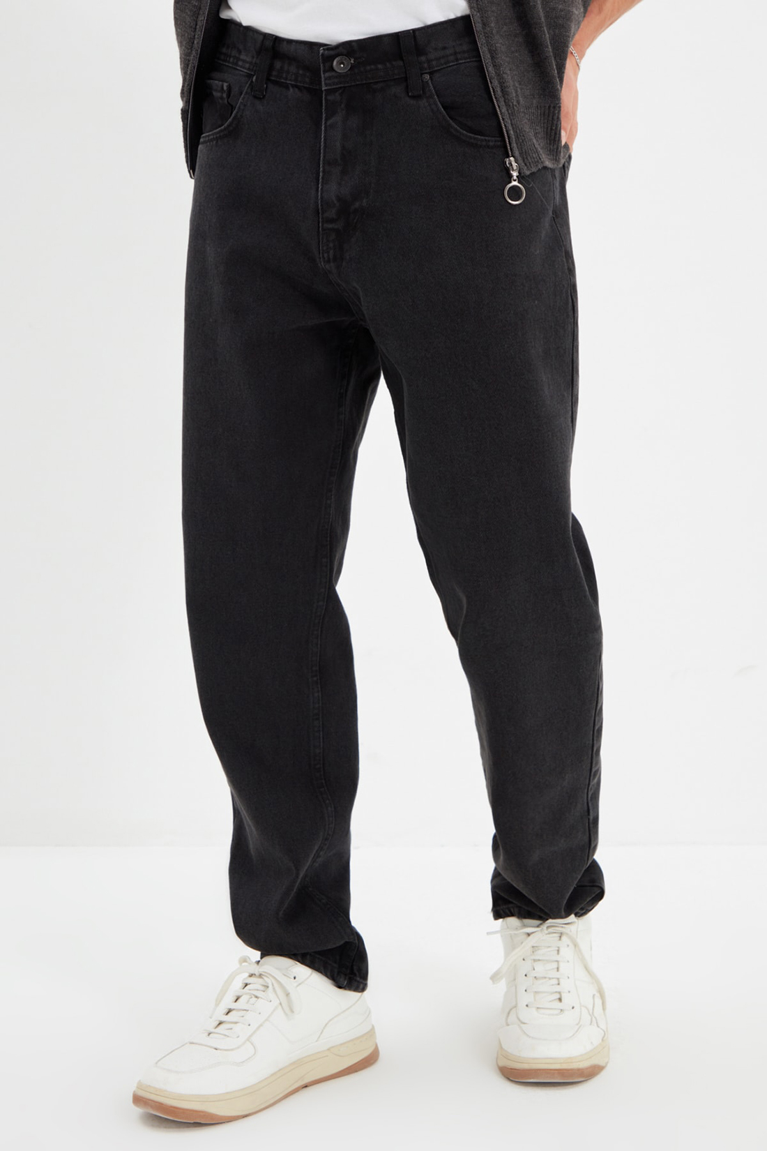 

Джинсы мужские trendyol TMNAW21JE0286 черные 36, TMNAW21JE0286