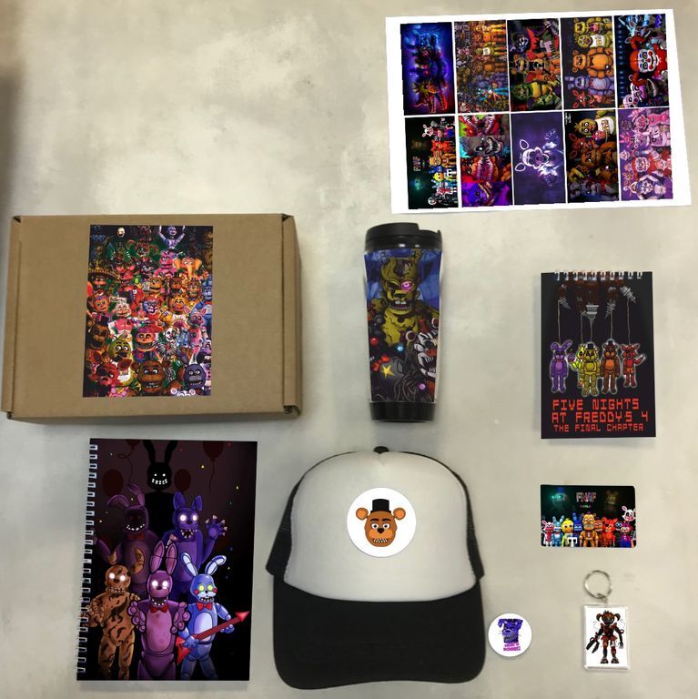 

Бокс с подарком по игре Five Nights at Freddys , Пять ночей у Фредди - 7, 8 предметов, Бежевый