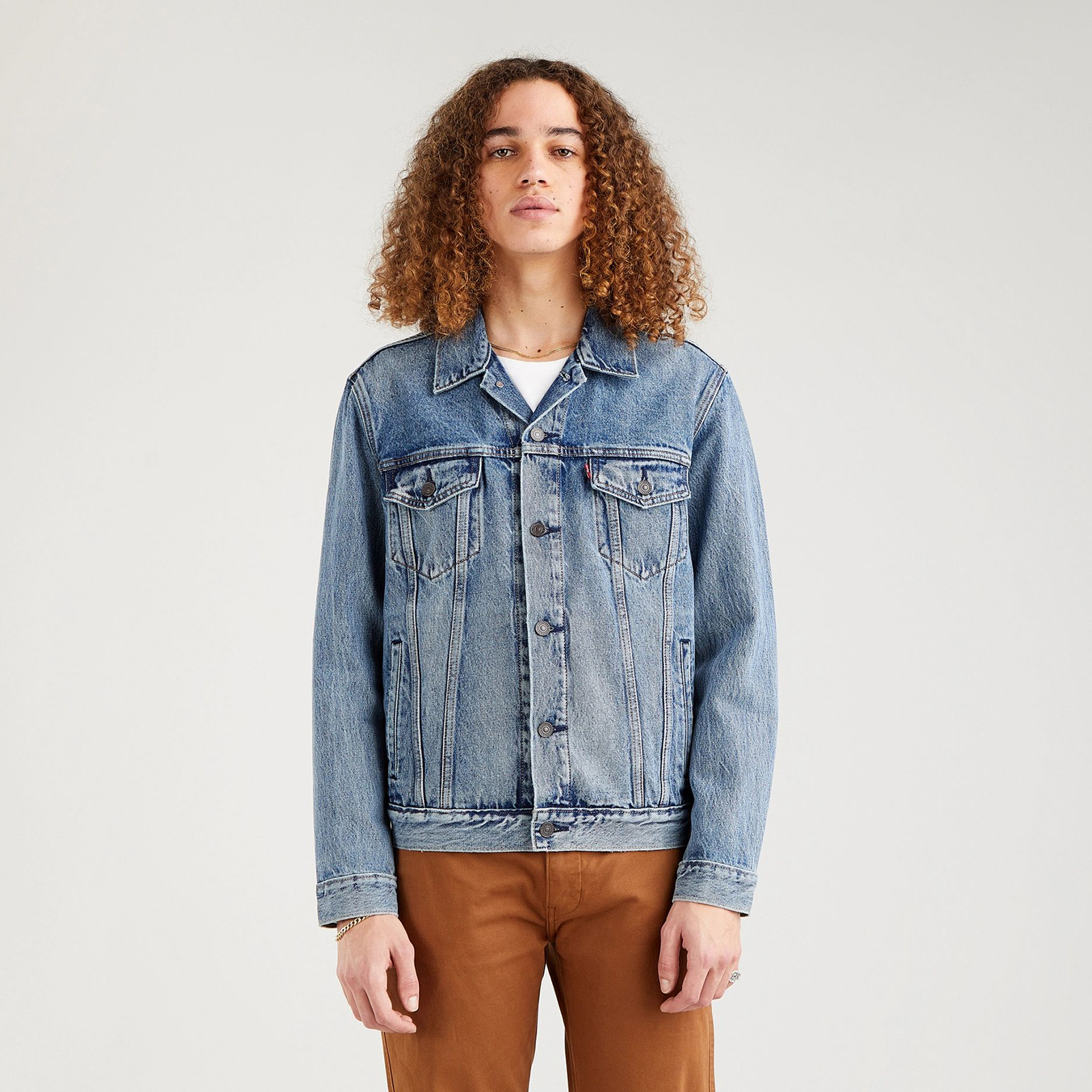 фото Джинсовая куртка мужская levi's 72334-0574 голубая 2xl