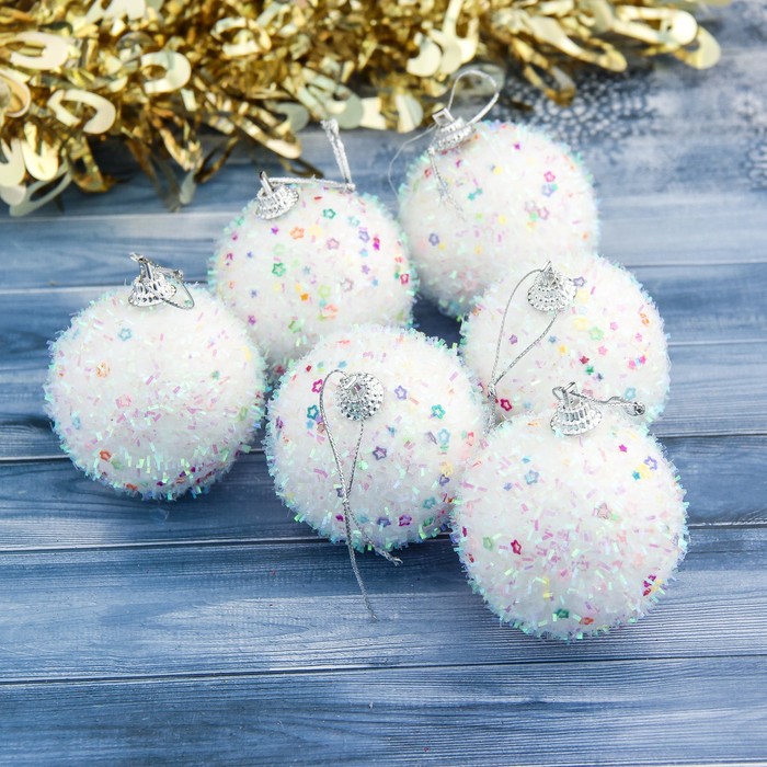 

Шар на ель Зимнее волшебство Пушистый блеск Р00012810 6 шт. белый, Пушистый блеск