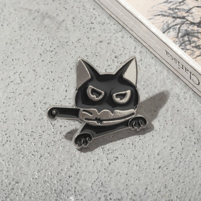 

Значок "Кот" охотник, с ухмылкой, цвет чёрный в серебре