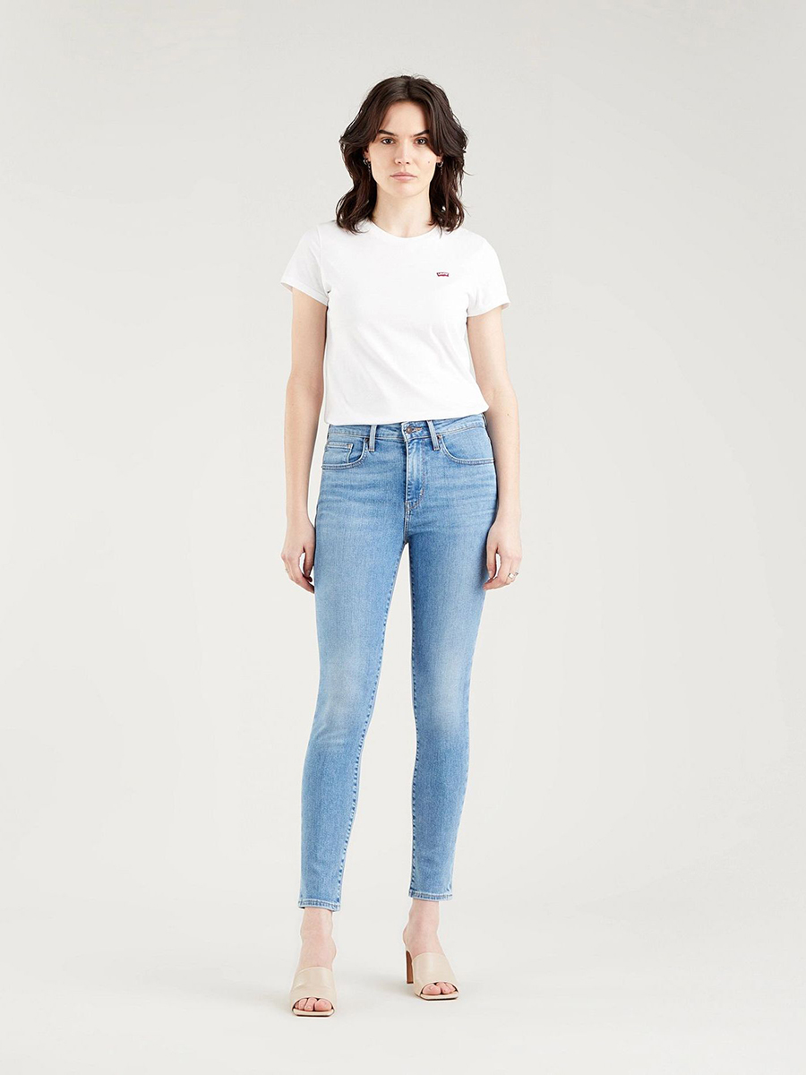 Джинсы женские Levi's 18882-0468 голубые 29/32 UK
