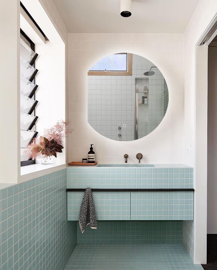 Зеркало для ванной Eclipse 90*80 круглое с левым срезом с нейтральной LED-подсветкой складное круглое ведро bradex