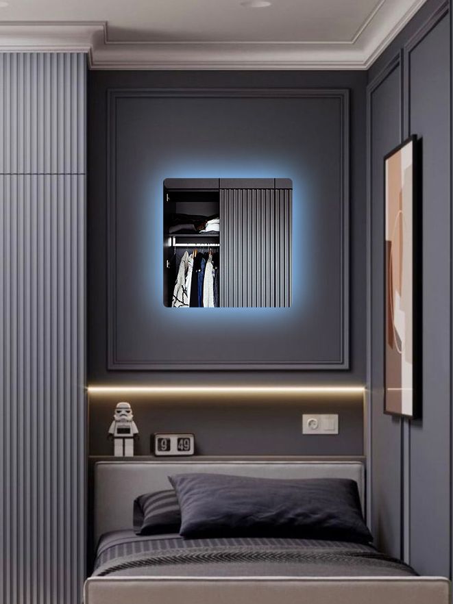 Зеркало для ванной Prisma 40*40 квадратное с холодной LED-подсветкой гирлянда роса 2 м 20 диодов голубой