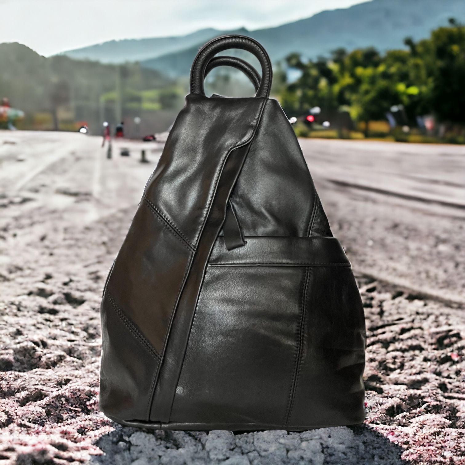 Рюкзак женский Capri CAP-5690-w черный, 30x27x12 см