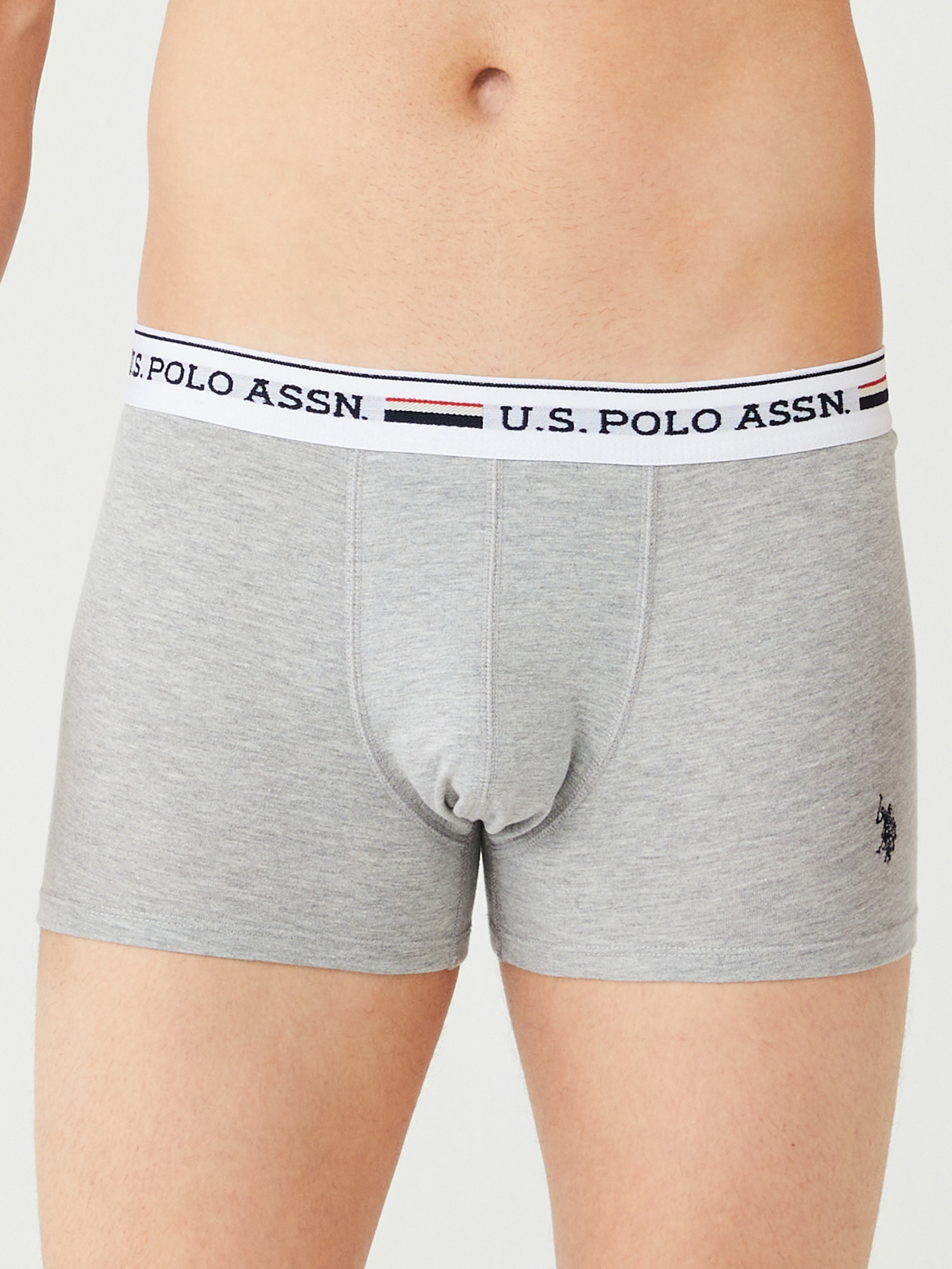 

Комплект трусов мужской U.S. POLO Assn. 3 шт. разноцветный S, Трусы боксеры мужские набор 3 шт.