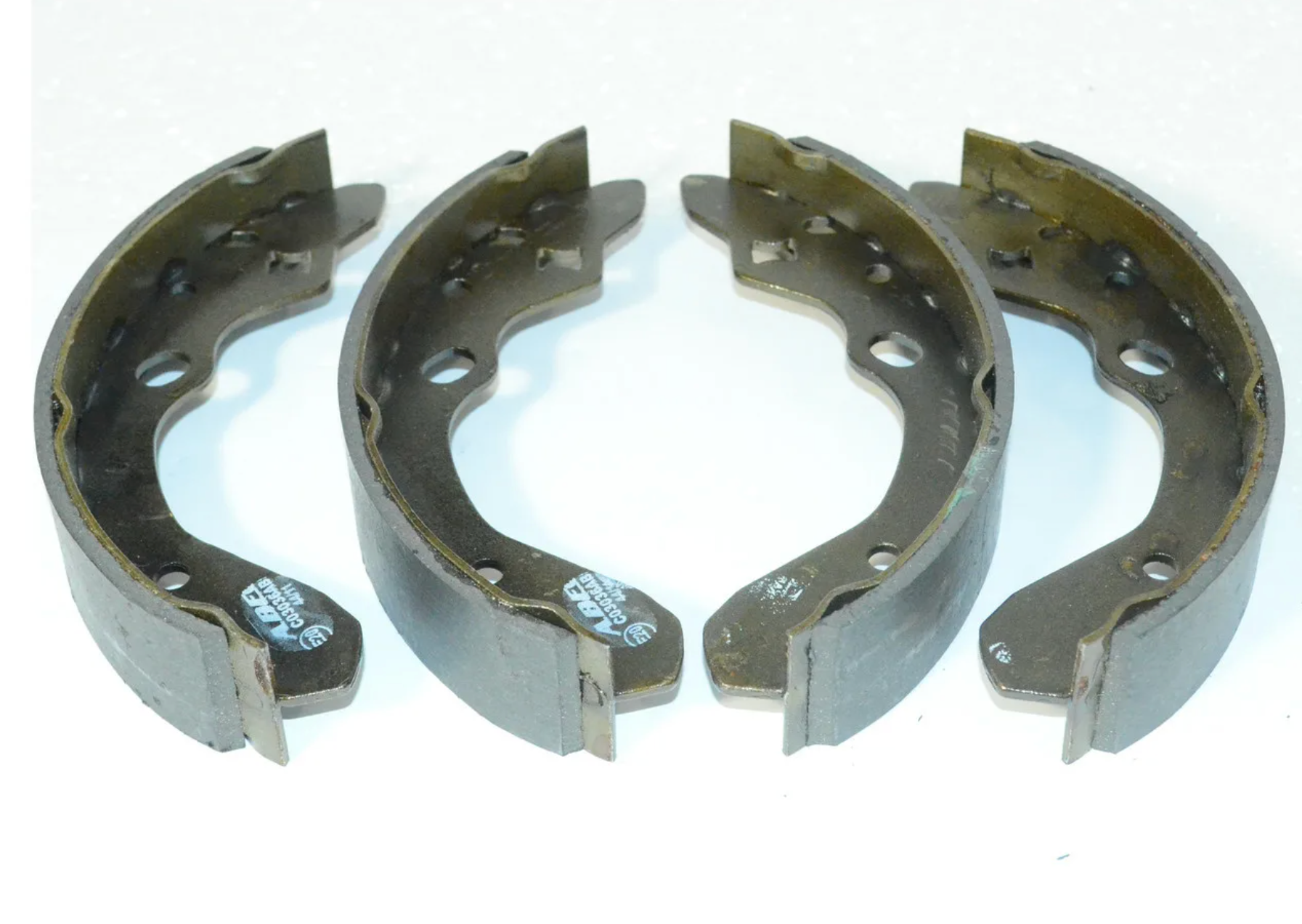 

Колодки барабанные \ Mazda 323 1.4/1.5/1.6/2.0D 98-04 1 шт STELLOX 000 750-SX