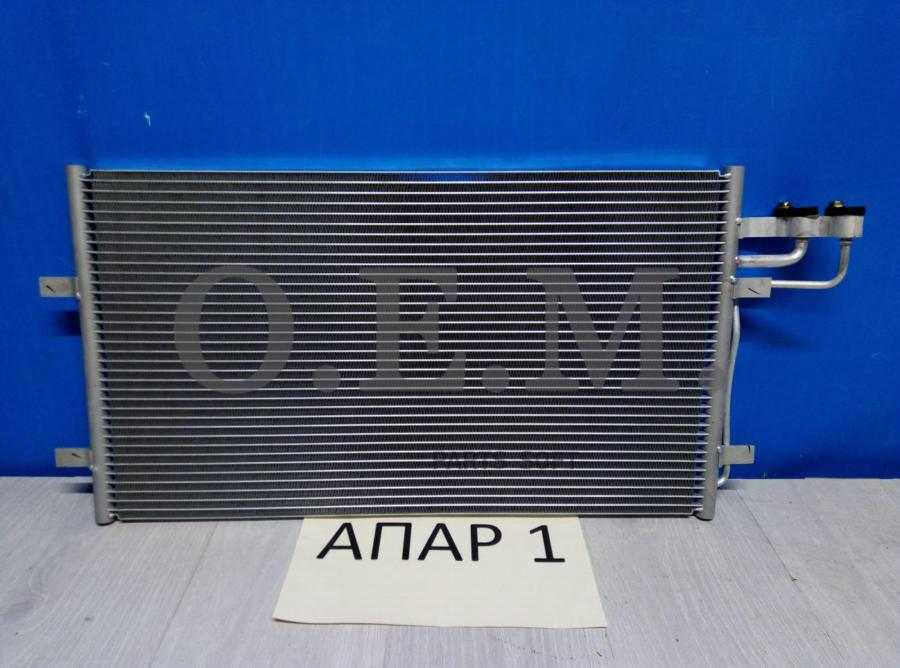 

Радиатор кондиционера Ford Focus C-MAX/Focus II/Focus II Turnier 03>12 TERMAL 104663