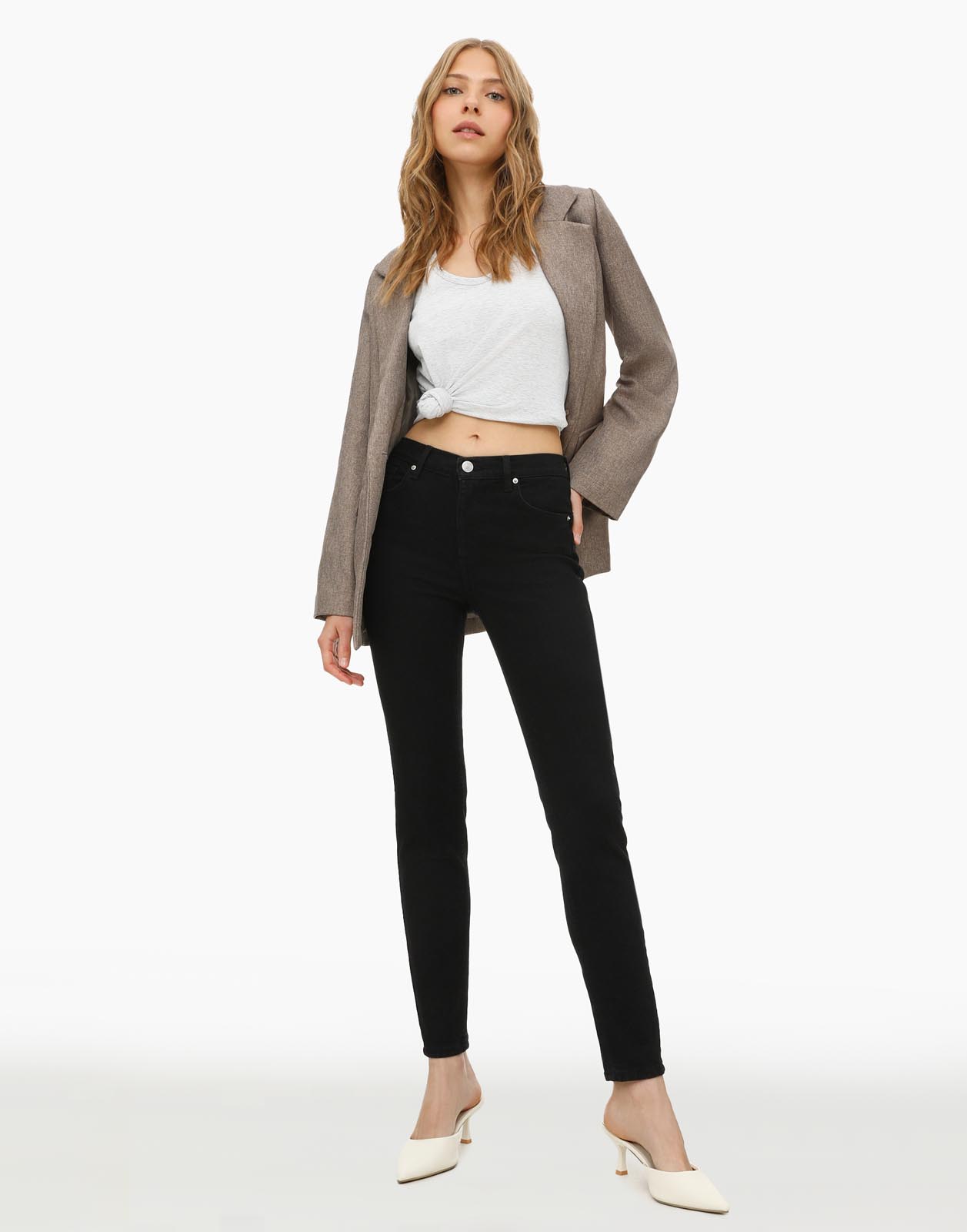 

Джинсы женские Gloria Jeans GJN029484 черные 54/170, Черный, GJN029484