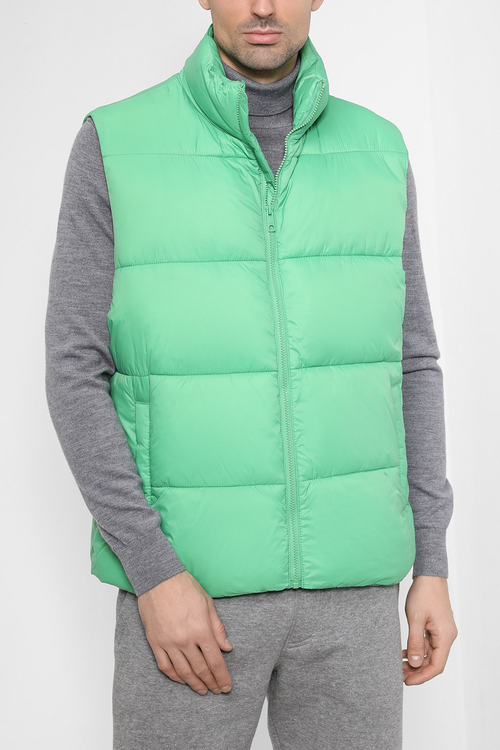 

Утепленный жилет мужской Esprit Casual 082EE2H303 зеленый M, 082EE2H303