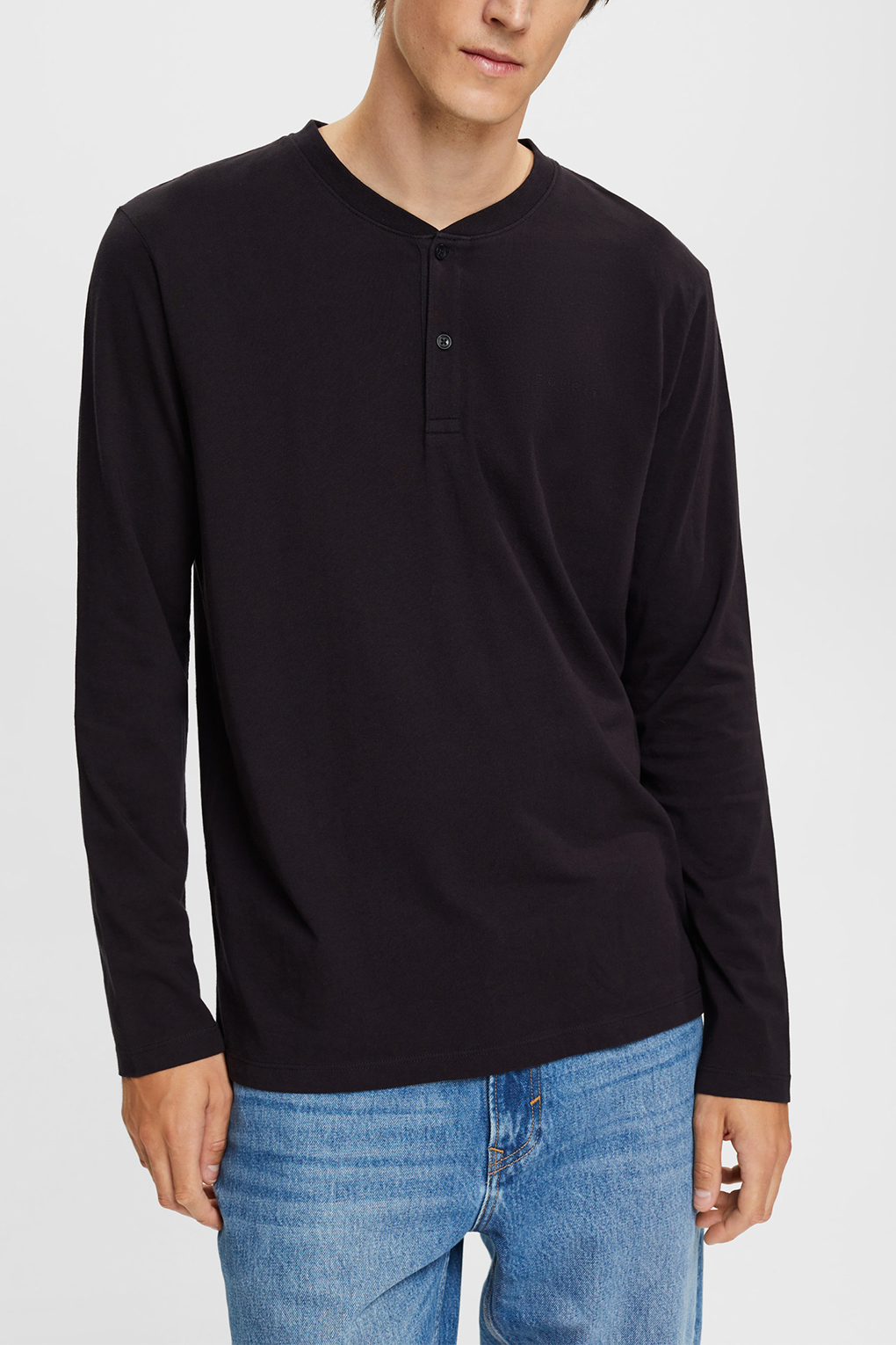 

Лонгслив мужской Esprit Casual 092EE2K302 черный S, 092EE2K302