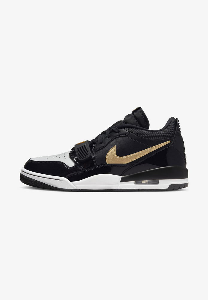 

Кеды мужские Jordan JOC12O00B черные 49.5 EU, Черный, JOC12O00B