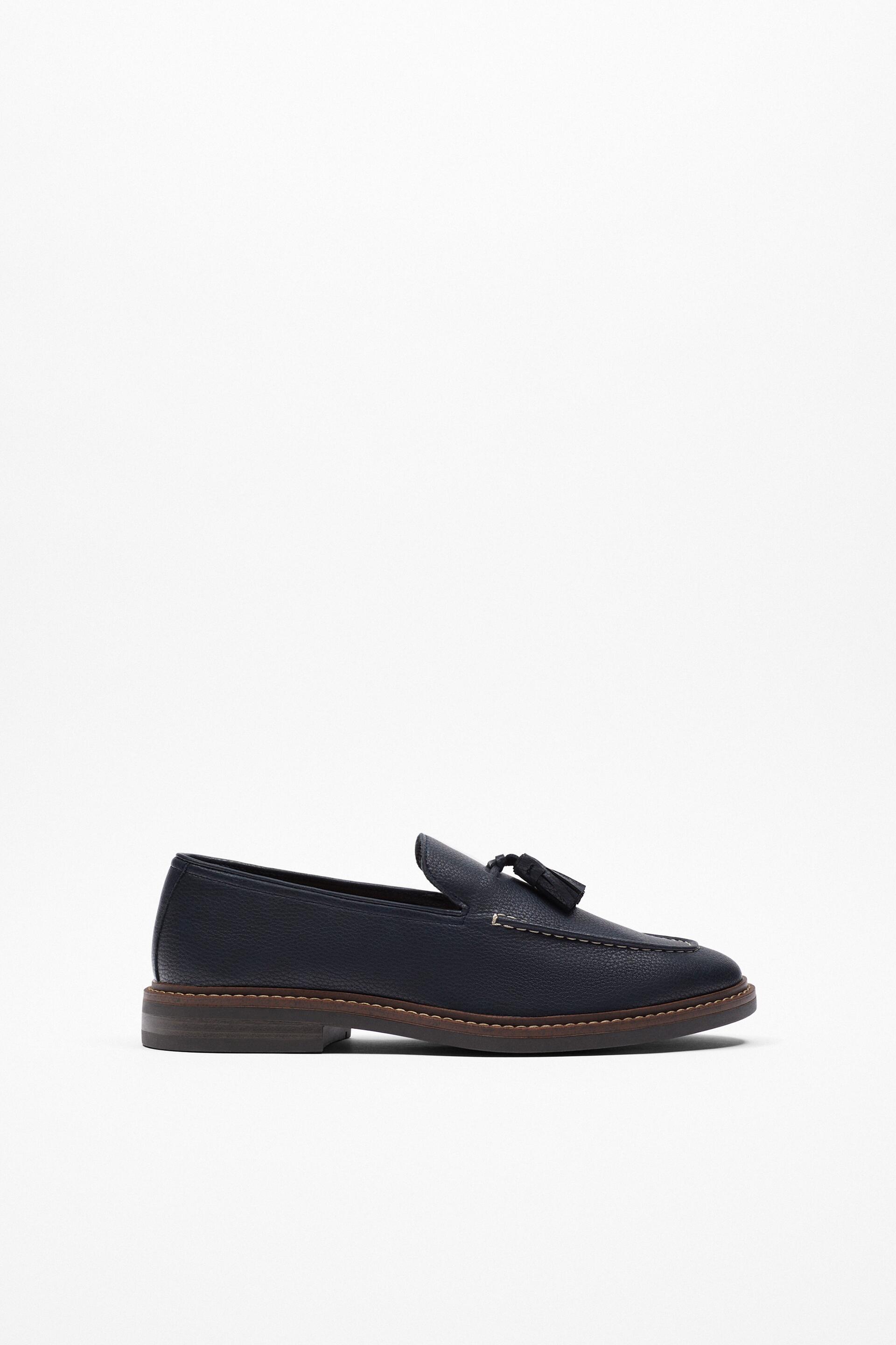 

Лоферы мужские ZARA 177649 синие 39 RU (доставка из-за рубежа), 177649