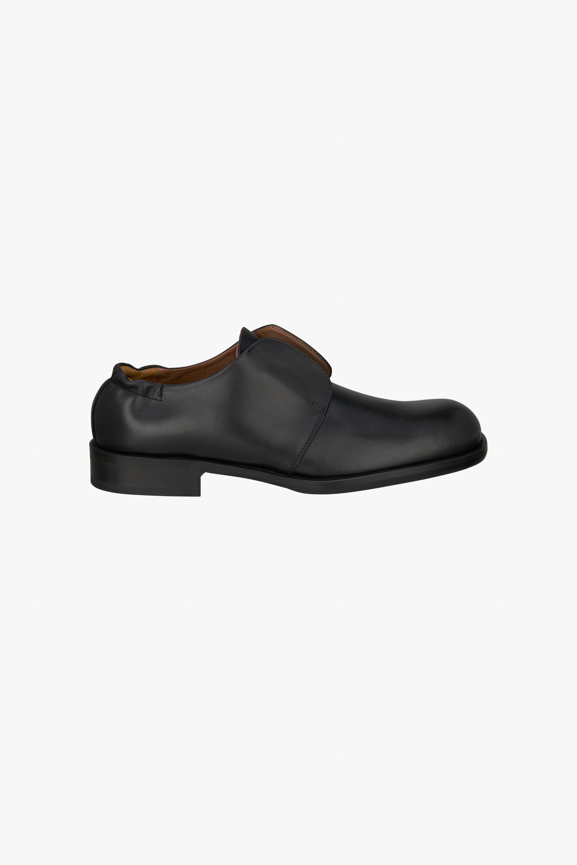 

Туфли мужские ZARA 195643 черные 42 RU (доставка из-за рубежа), 195643