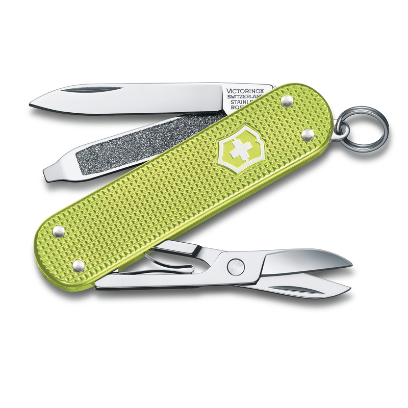 фото Нож-брелок classic sd alox colors "lime twist", 58 мм victorinox 0.6221.241g