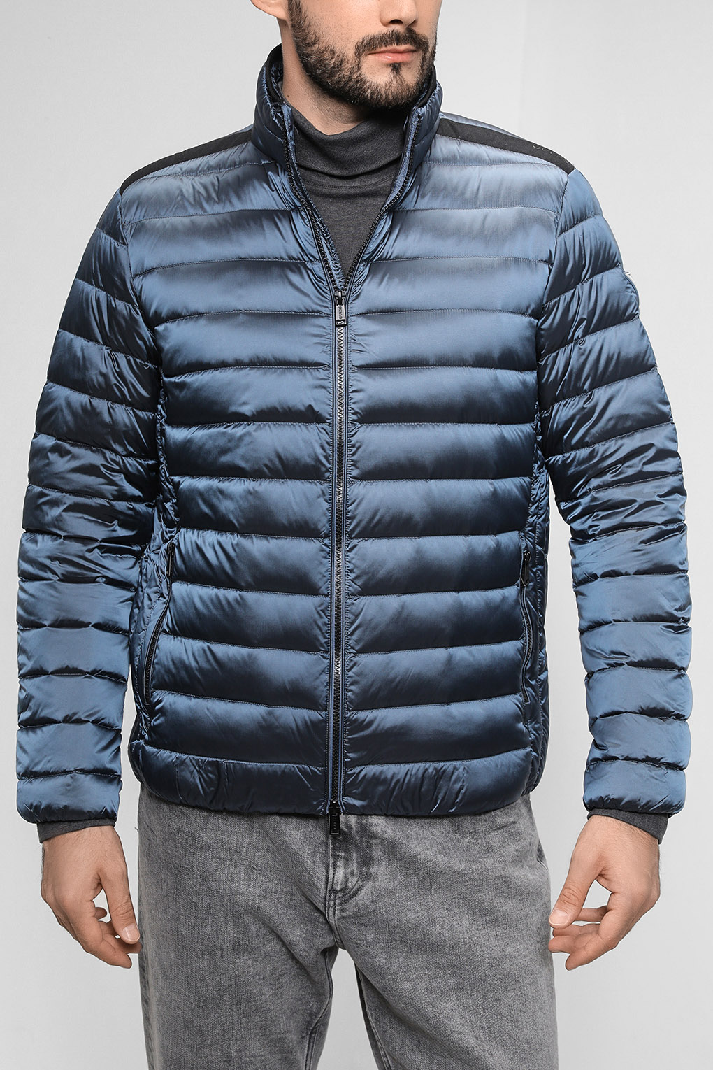 

Пуховик мужской Guess M1RL47 WDQ50 голубой L, M1RL47 WDQ50