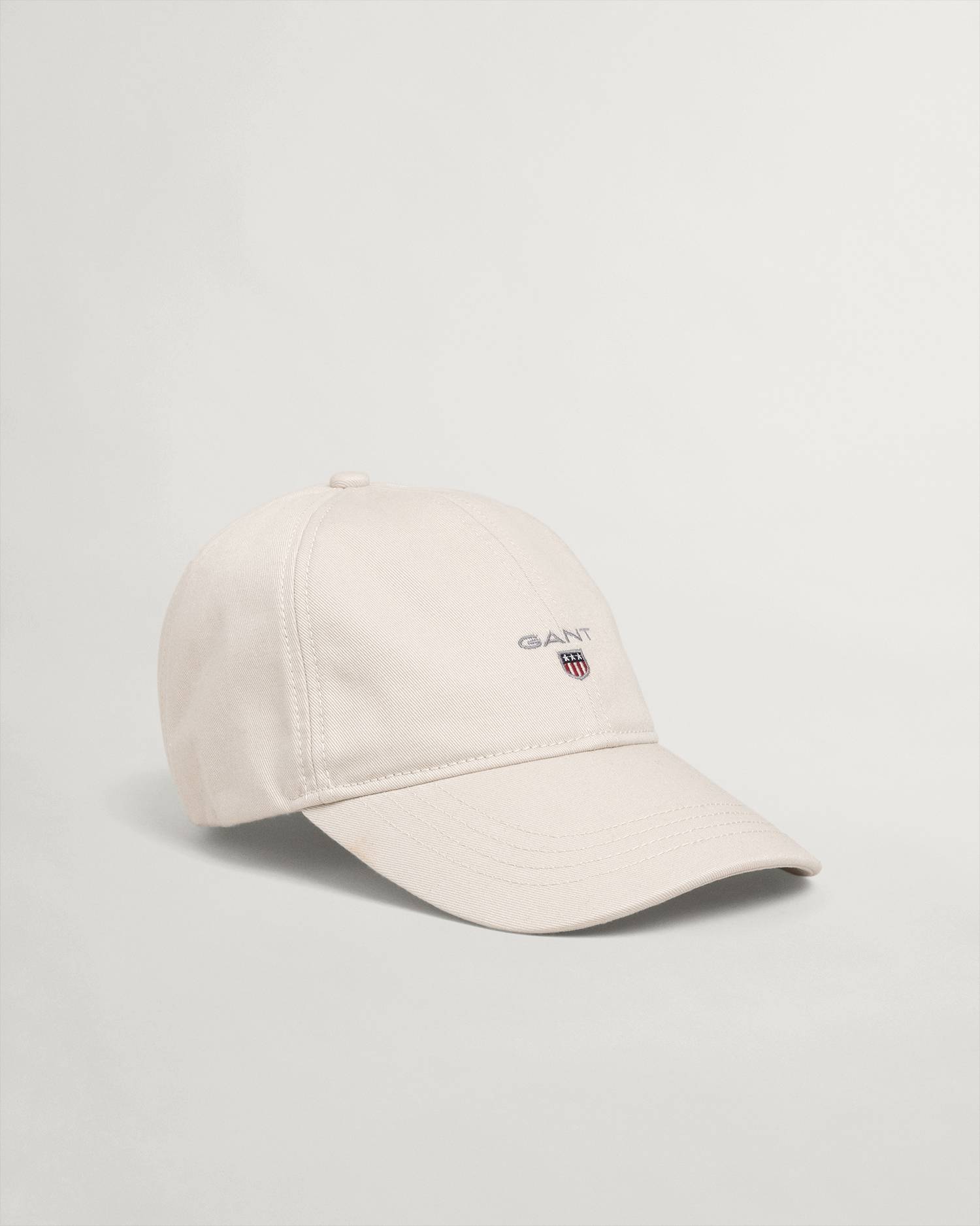 

Бейсболка мужская GANT 9900042 слоновая кость, р. 56-58, 9900042