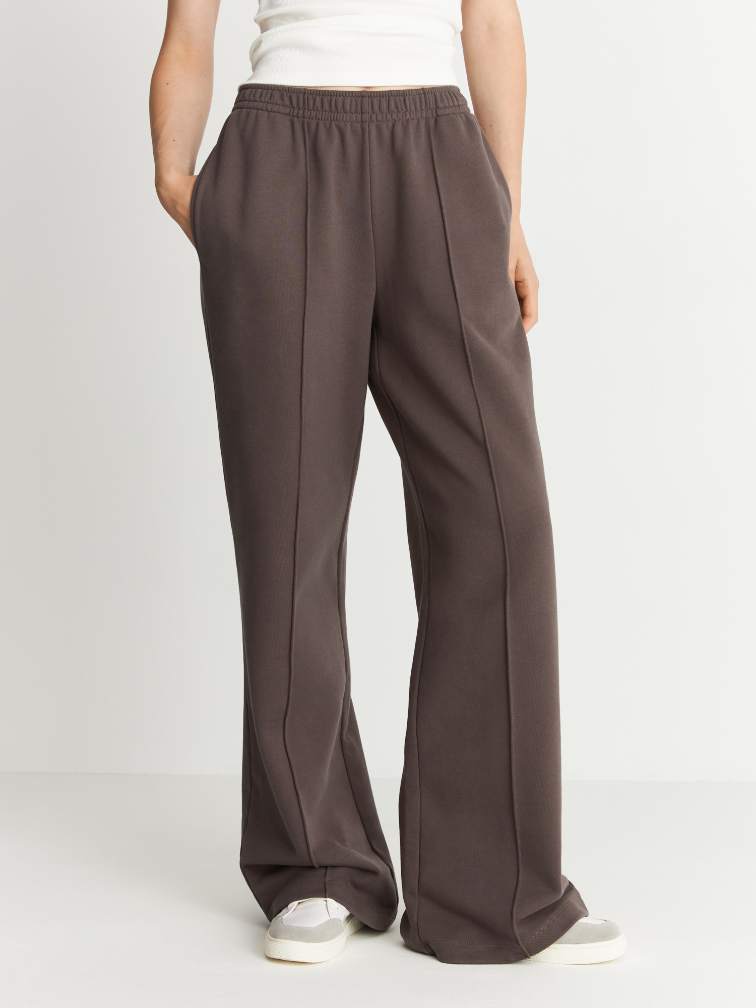 Брюки женские Arive 248 серые XS 3590₽