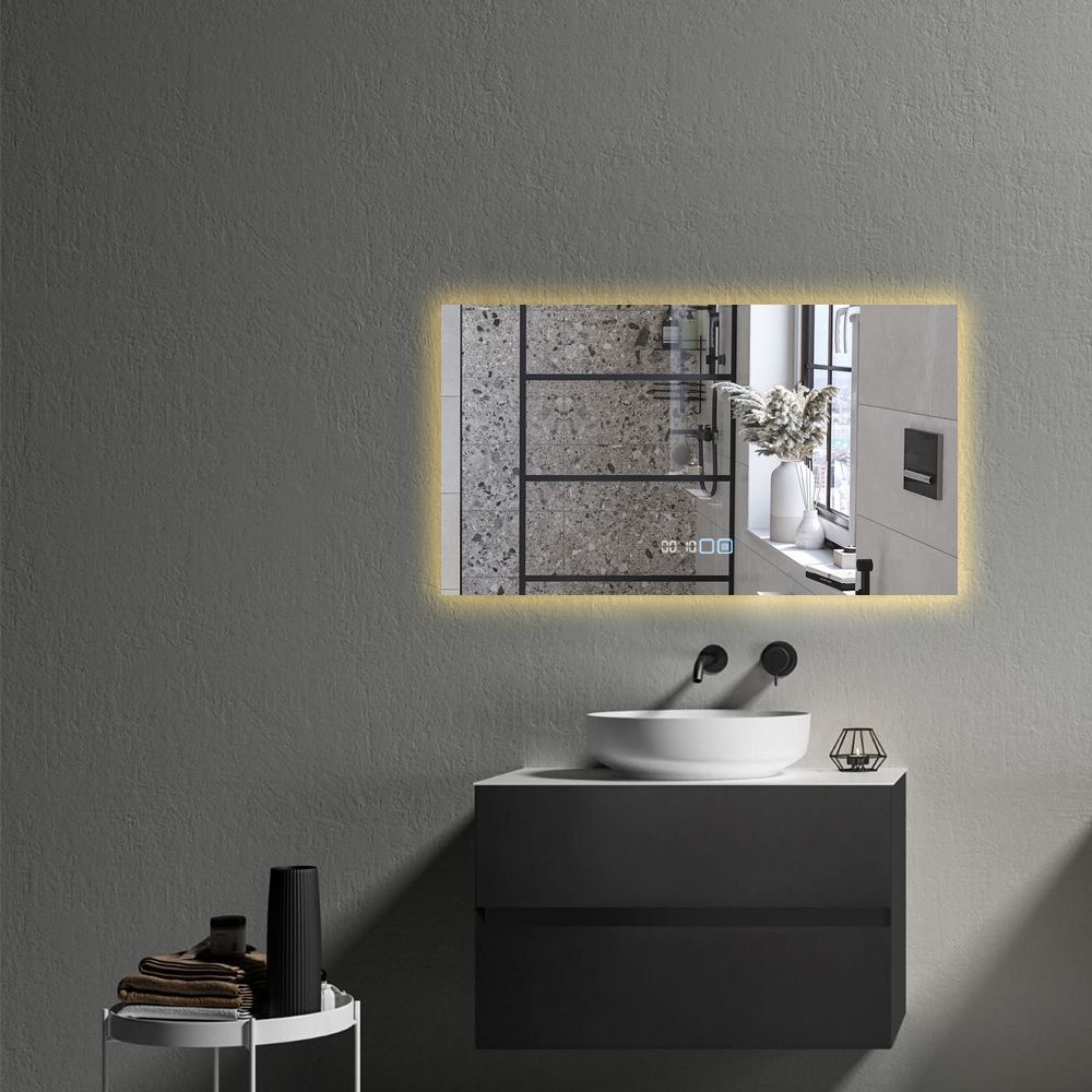 Зеркало для ванной Qwerty 60x100 прямоугольное горизонтальное c часами и подогревом