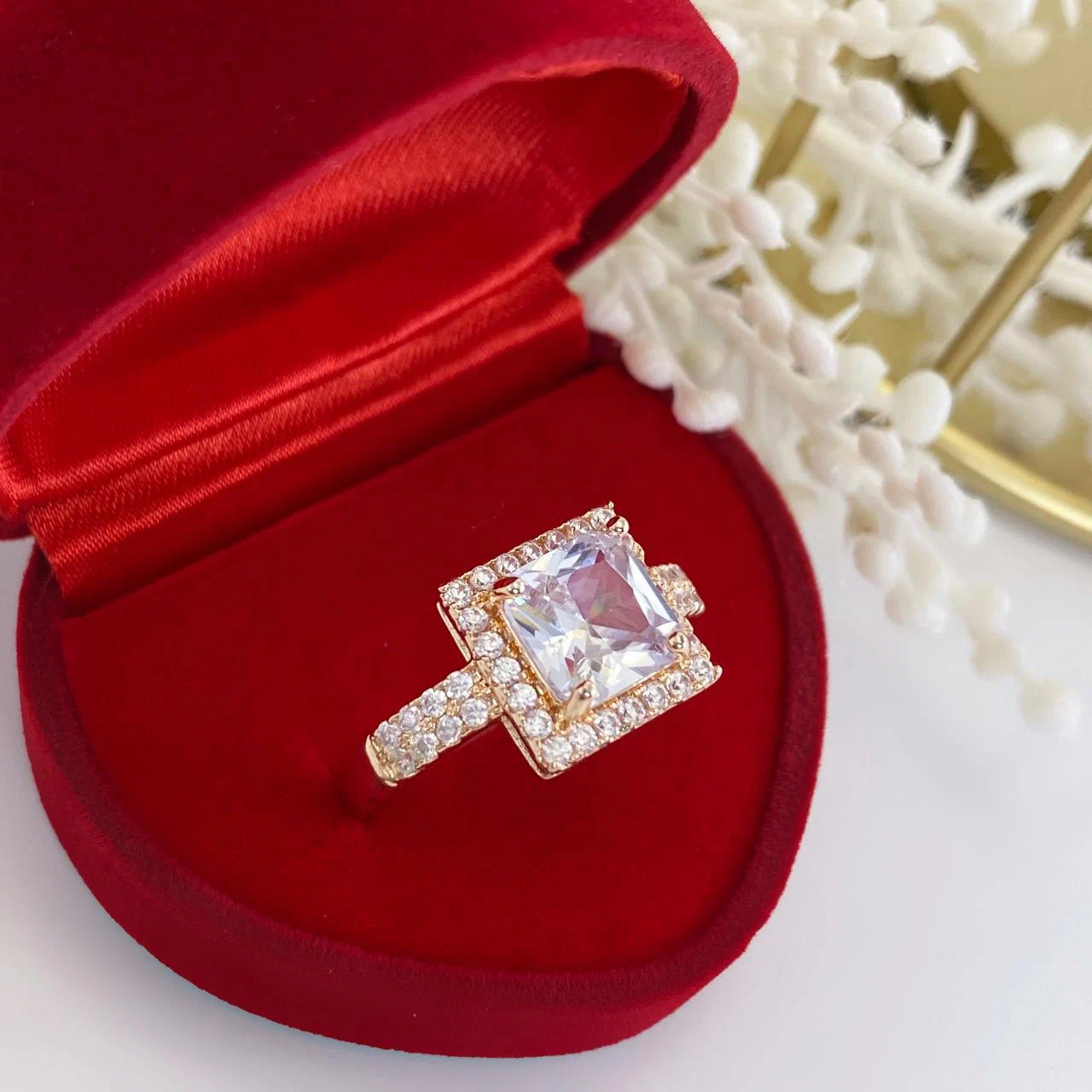 

Кольцо из бижутерного сплава р.20 Xuping Jewelry 8, фианит, 8