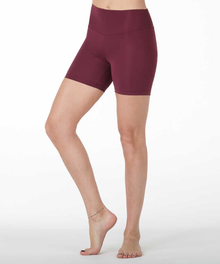 

Шорты женские Nui Yoga 155 красные L (доставка из-за рубежа), 155