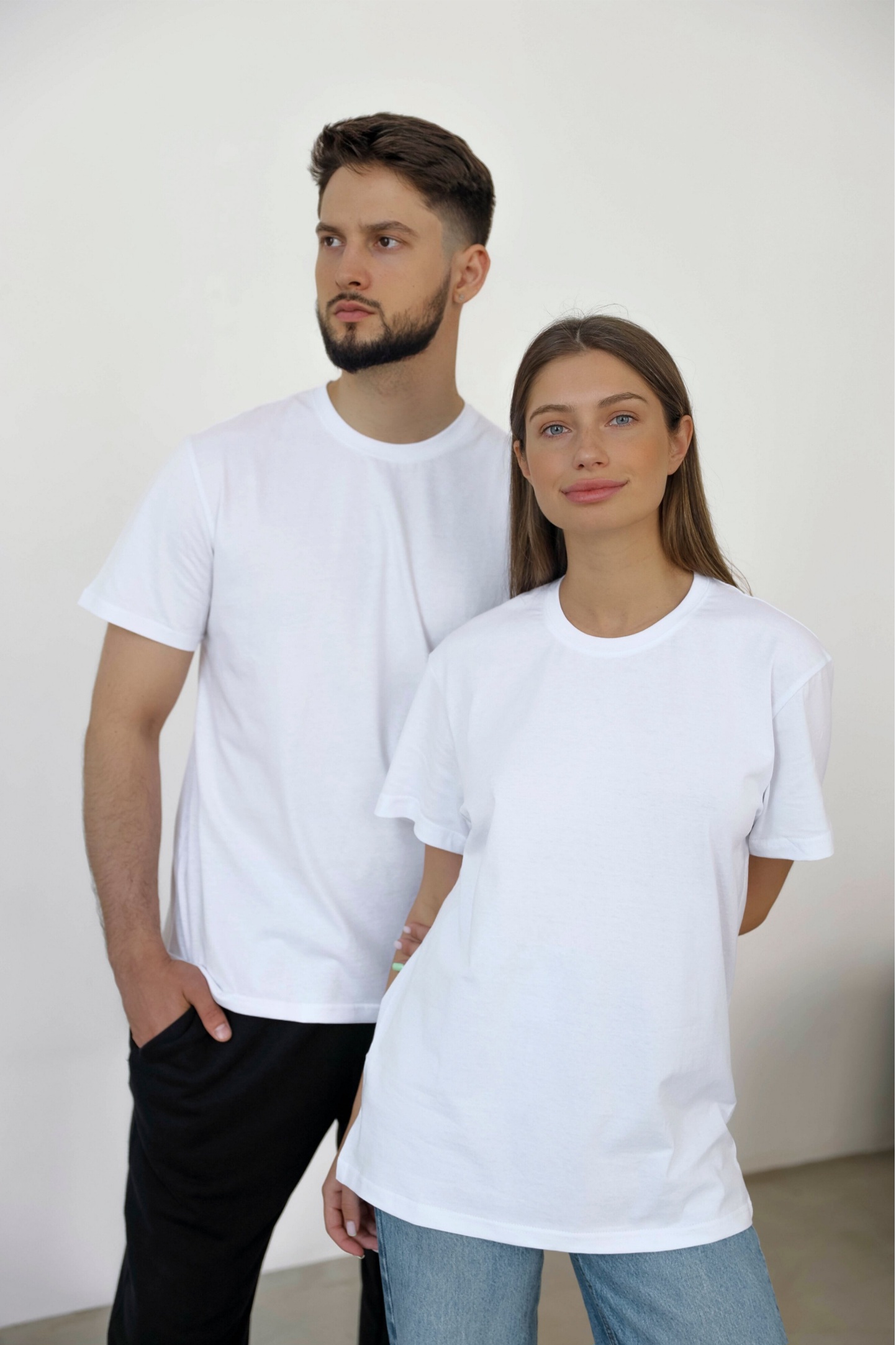 Футболка унисекс 777 Textile Базовая белая 52 RU